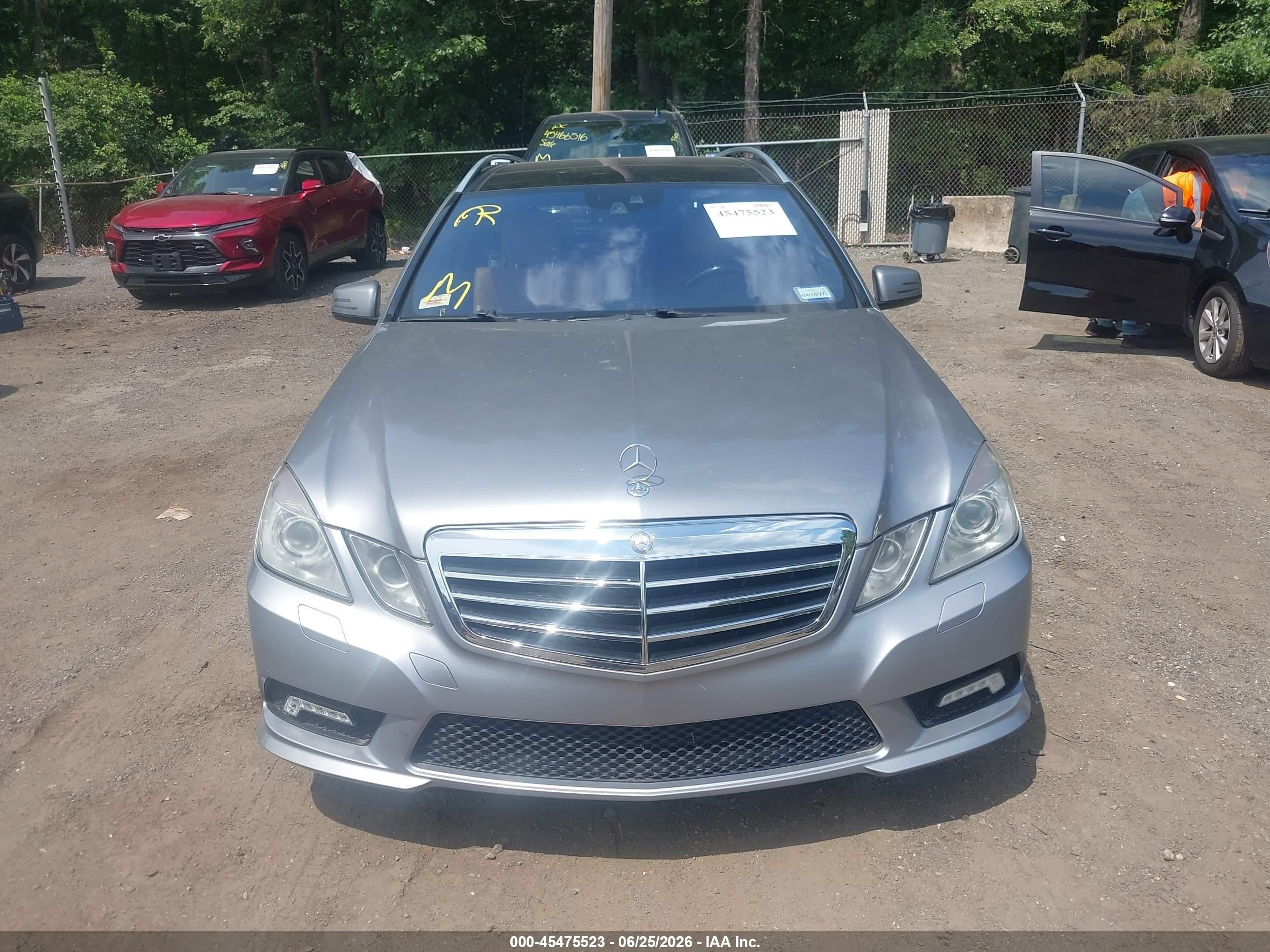 2011 Mercedes-benz E 350 4matic Silver vin: WDDHH8HBXBA228848