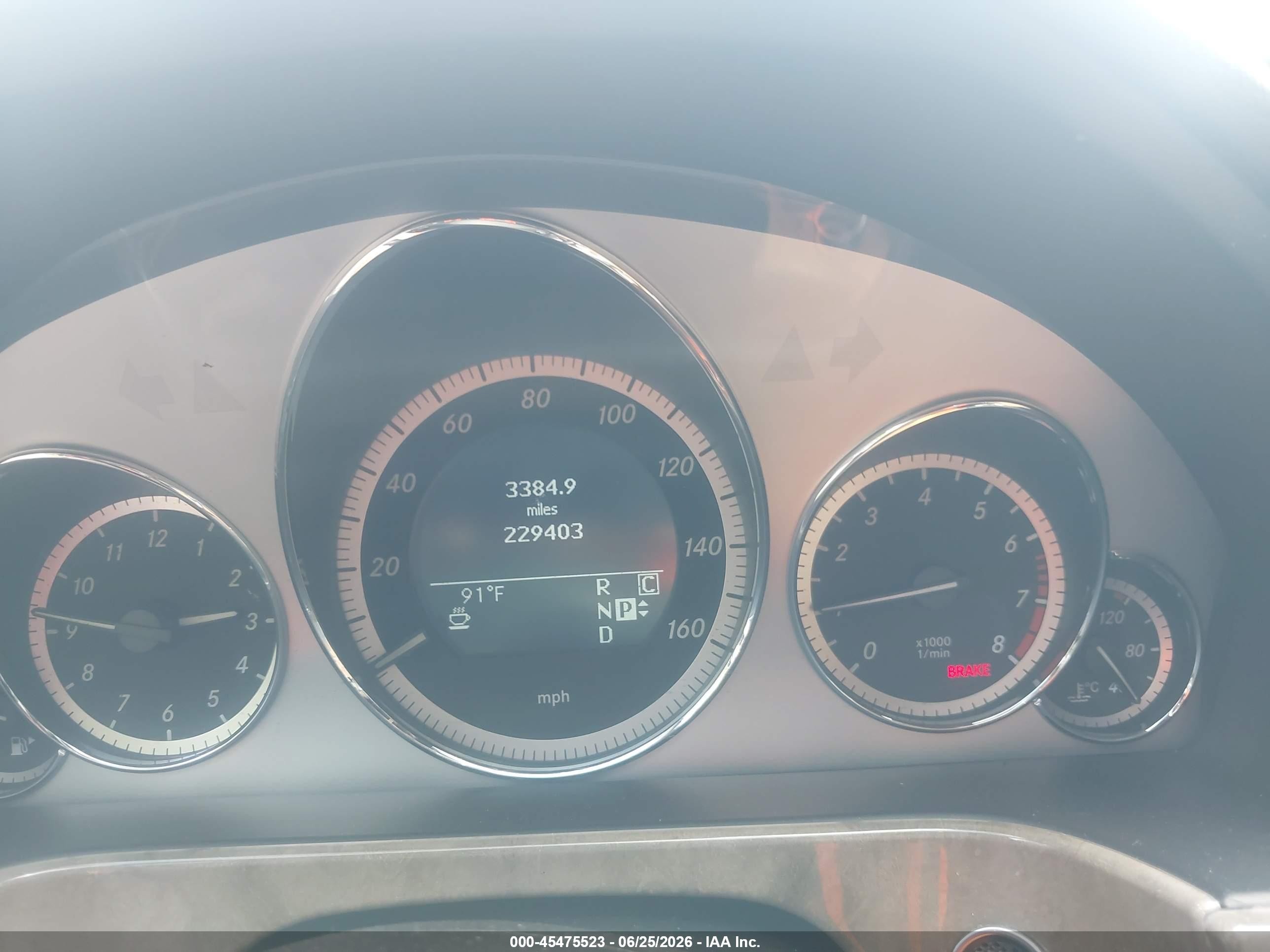 2011 Mercedes-benz E 350 4matic Silver vin: WDDHH8HBXBA228848