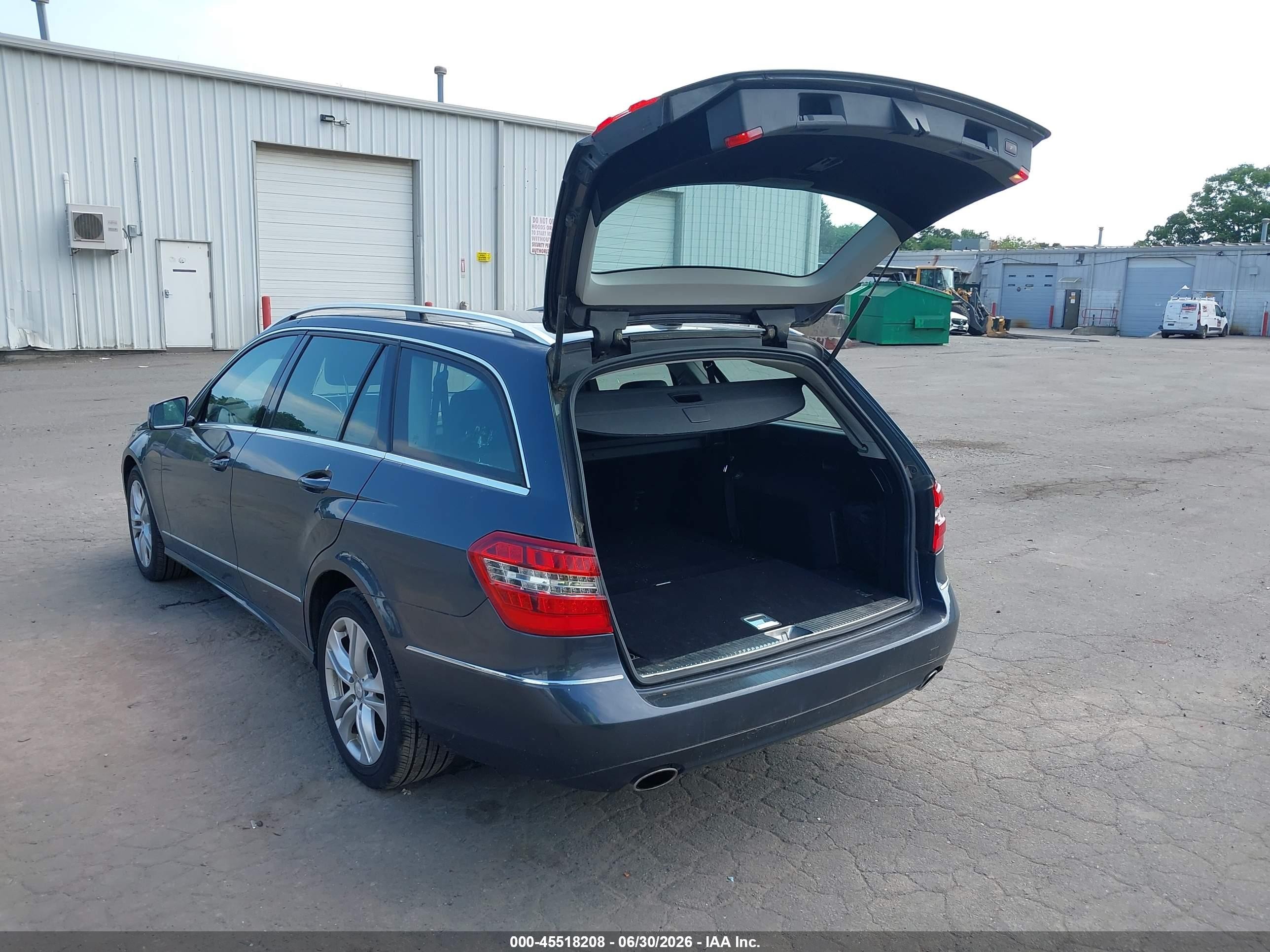 2011 Mercedes-benz E 350 4matic Gray vin: WDDHH8HBXBA300406