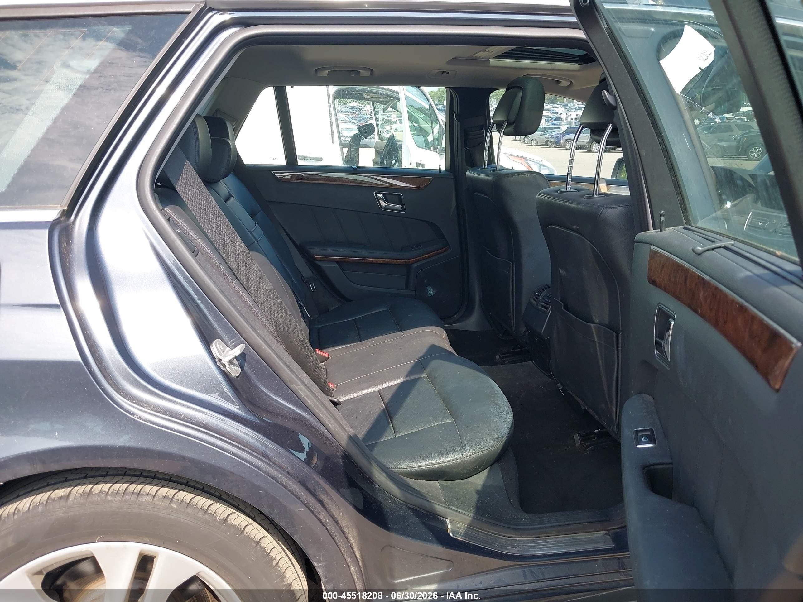 2011 Mercedes-benz E 350 4matic Gray vin: WDDHH8HBXBA300406