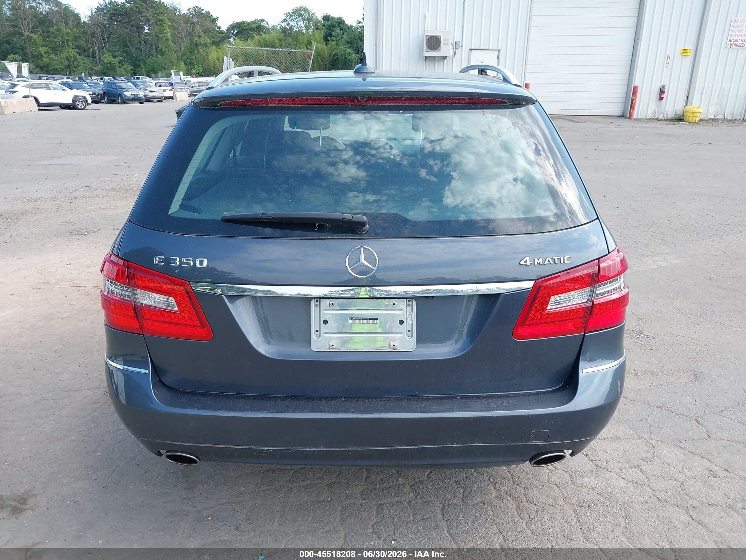 2011 Mercedes-benz E 350 4matic Gray vin: WDDHH8HBXBA300406