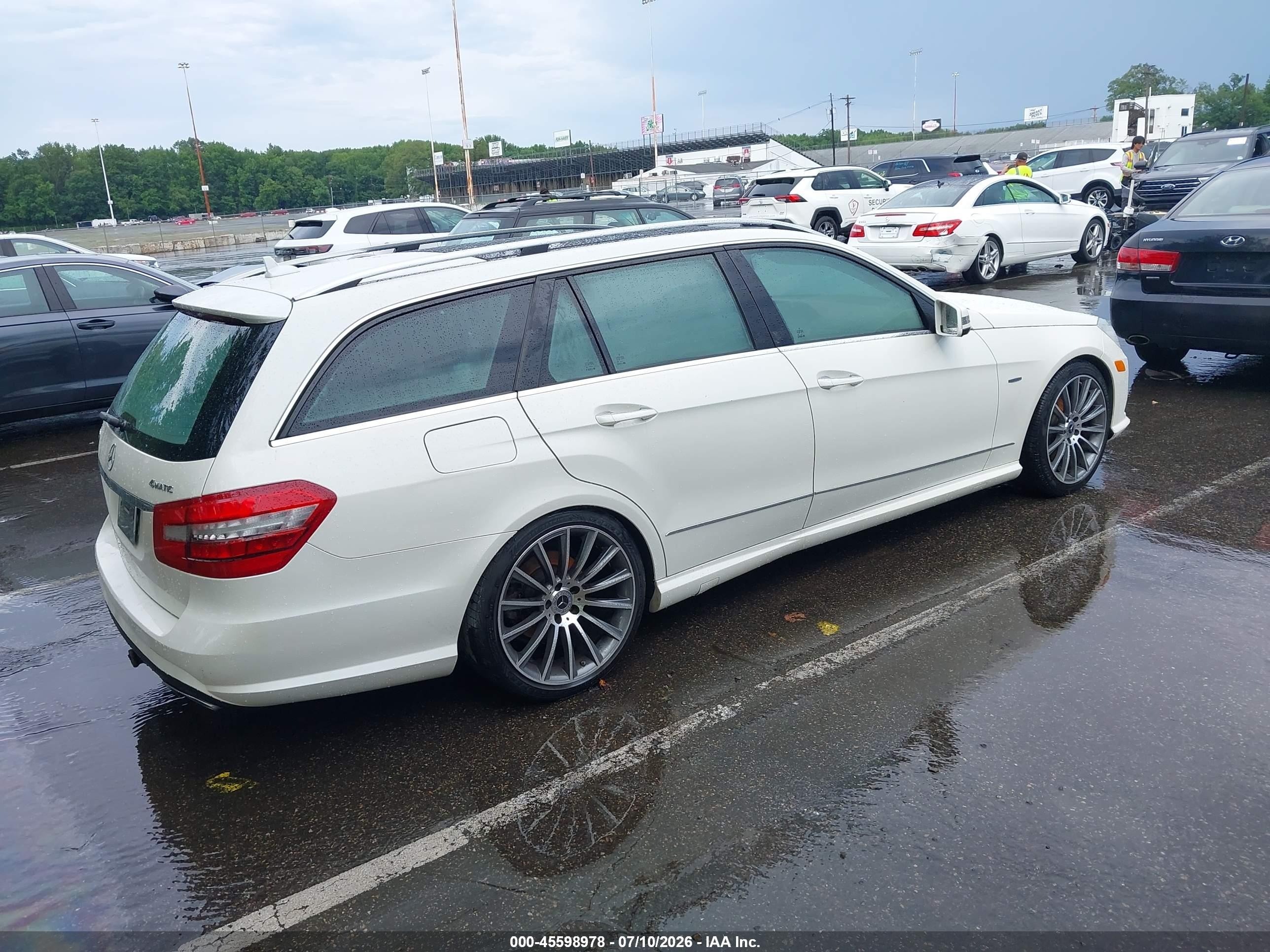 2012 Mercedes-benz E 350 4matic White vin: WDDHH8JB2CA579474