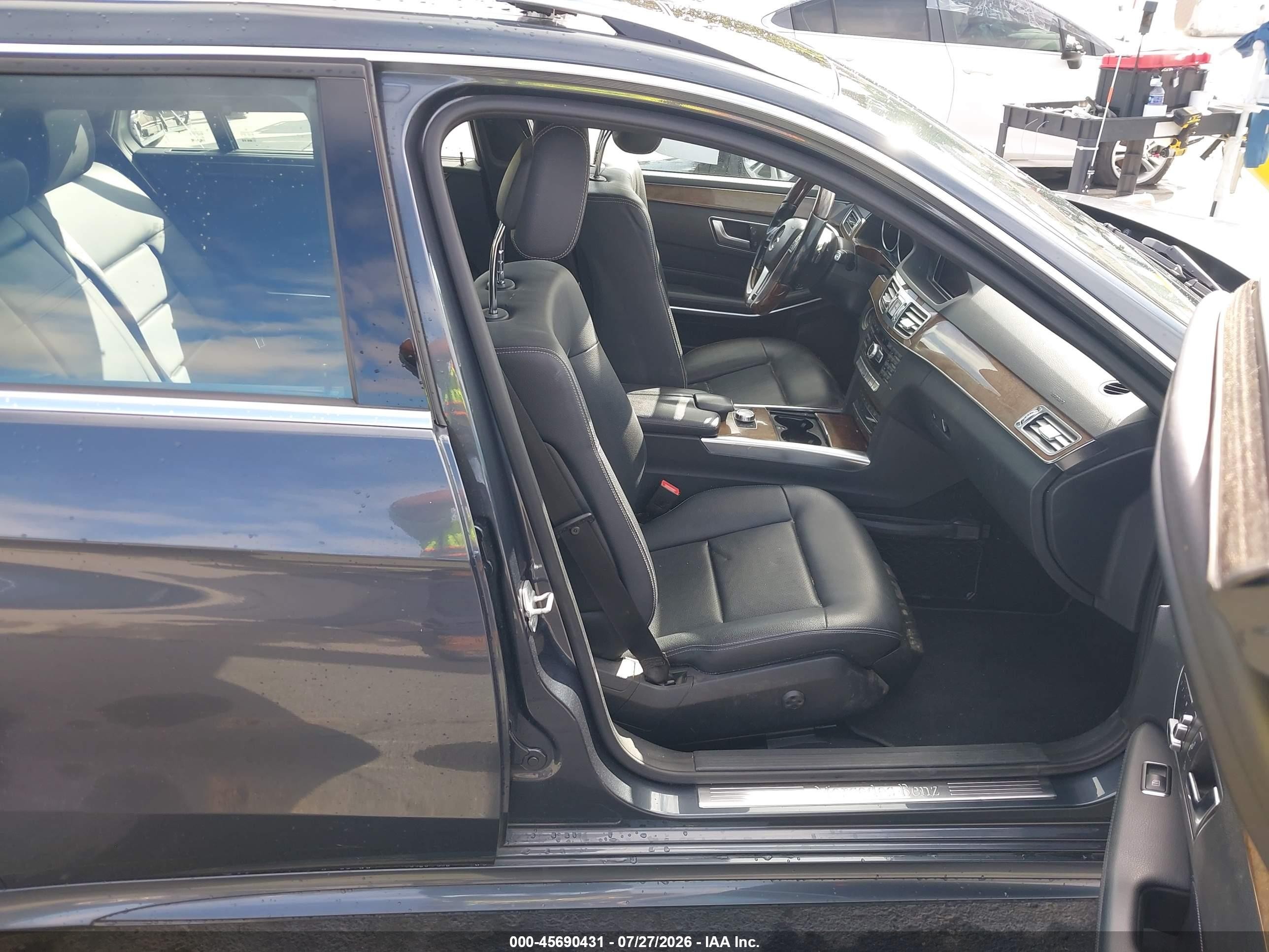 2014 Mercedes-benz E 350 4matic Серый vin: WDDHH8JB4EA791473