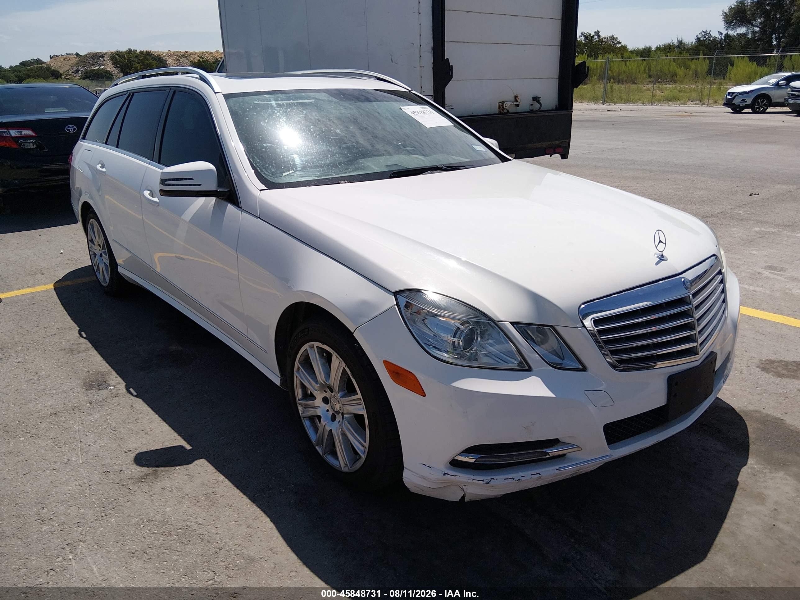 2013 Mercedes-benz E 350 4matic White vin: WDDHH8JB5DA764961