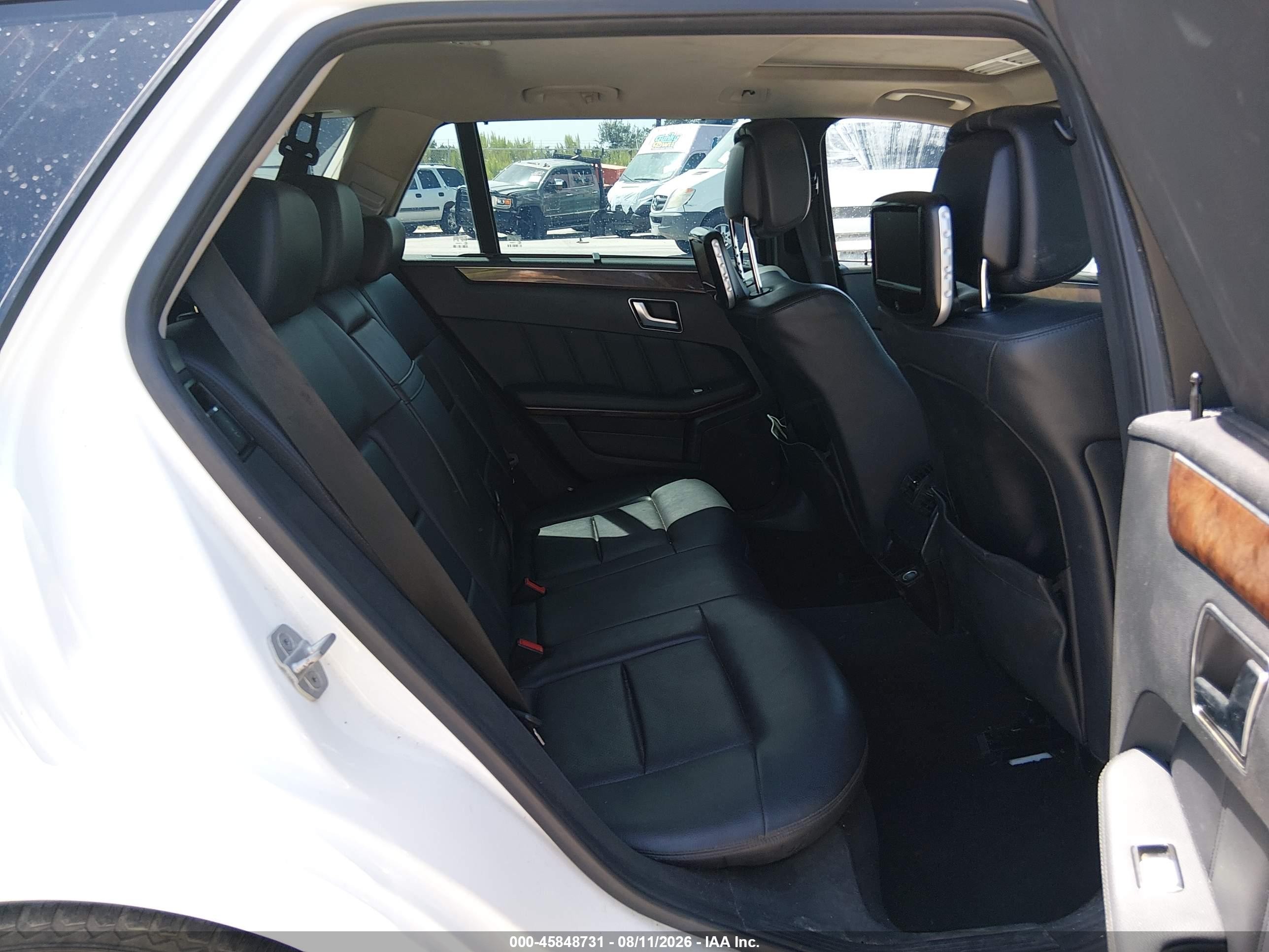 2013 Mercedes-benz E 350 4matic White vin: WDDHH8JB5DA764961