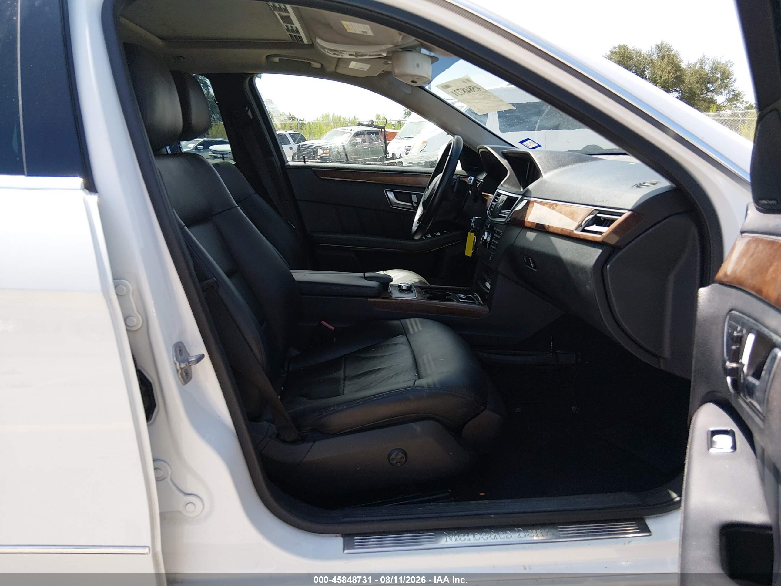 2013 Mercedes-benz E 350 4matic White vin: WDDHH8JB5DA764961