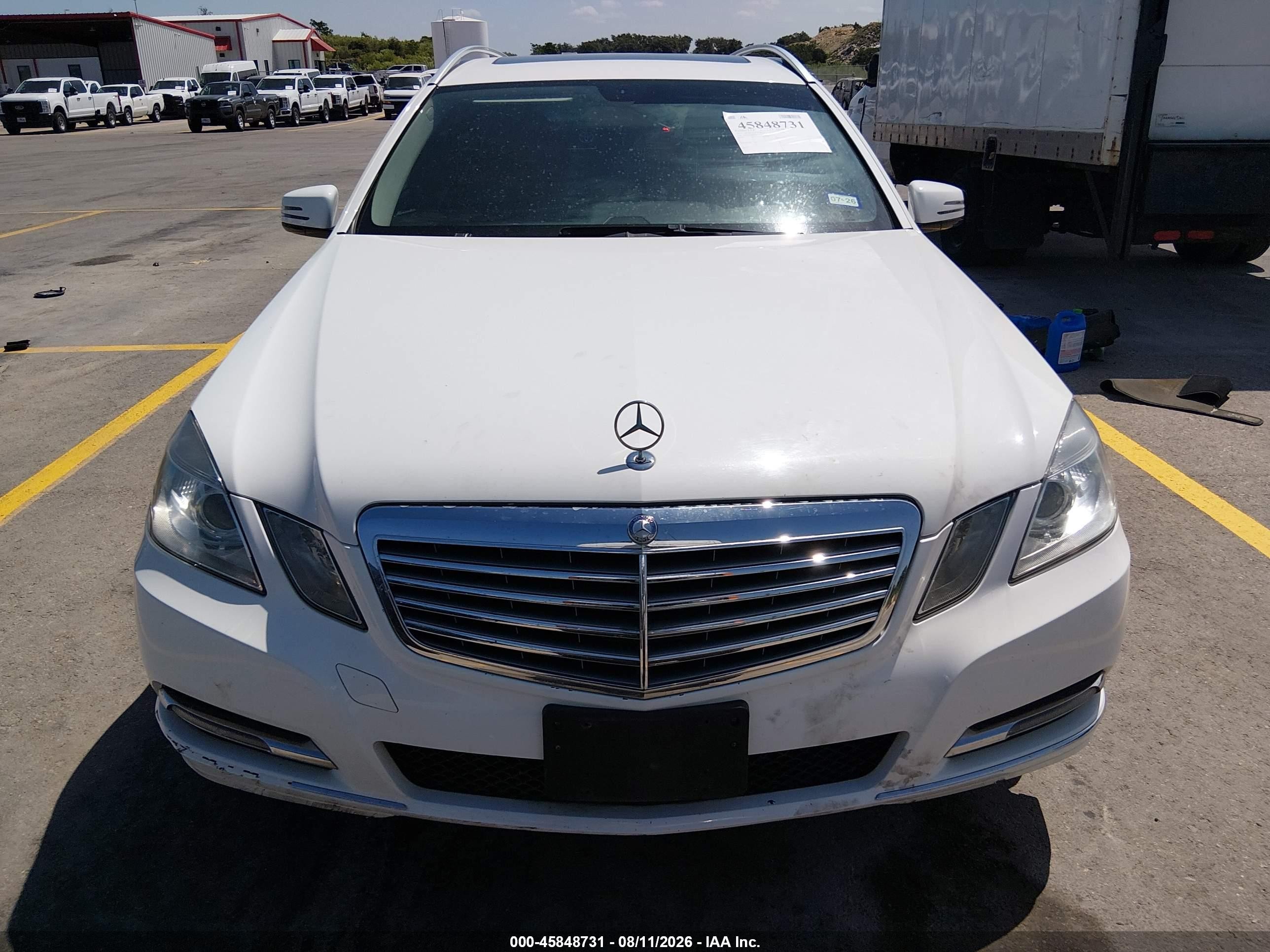 2013 Mercedes-benz E 350 4matic White vin: WDDHH8JB5DA764961
