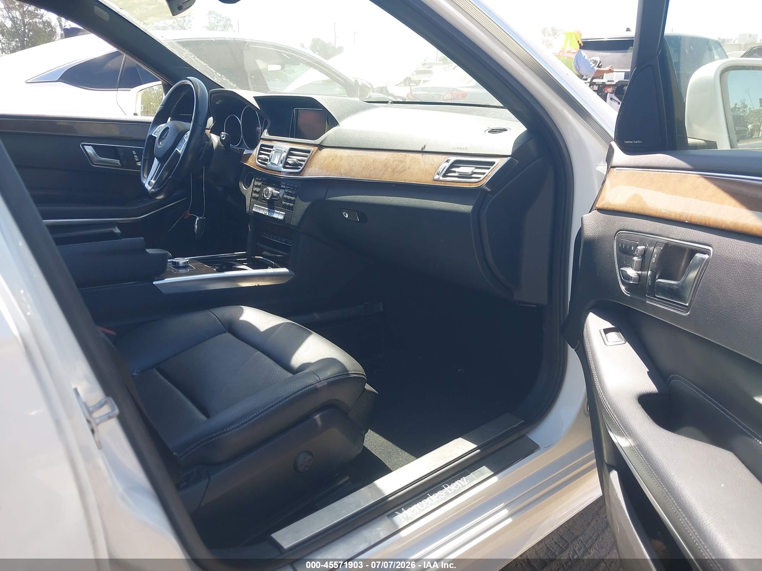 2014 Mercedes-benz E 350 4matic White vin: WDDHH8JB5EA790204
