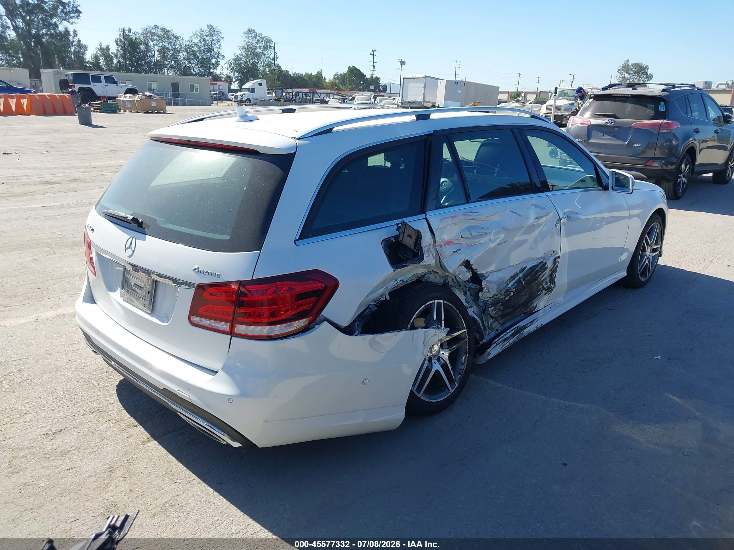 2015 Mercedes-benz E 350 4matic White vin: WDDHH8JB5FB112208