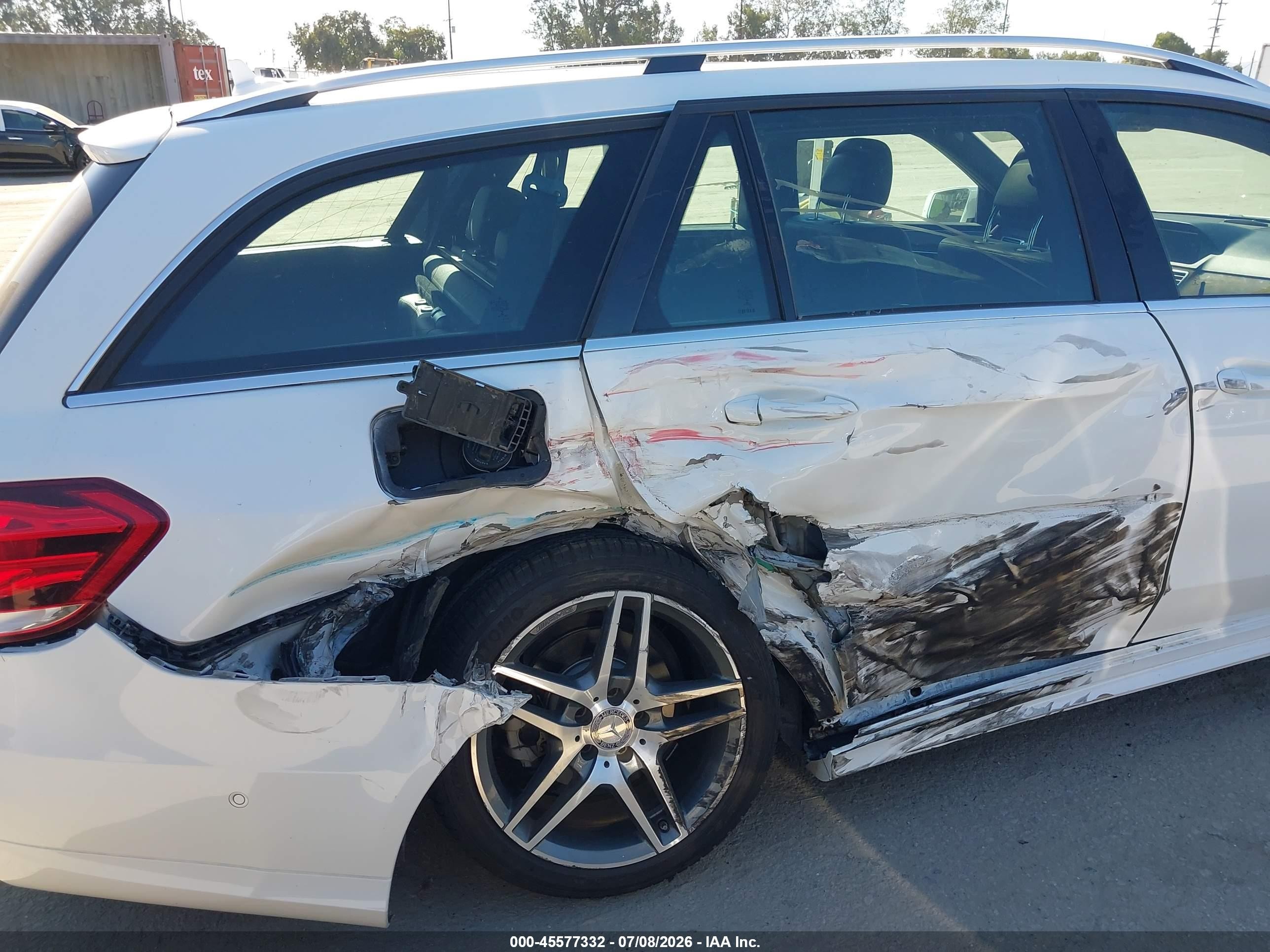 2015 Mercedes-benz E 350 4matic White vin: WDDHH8JB5FB112208