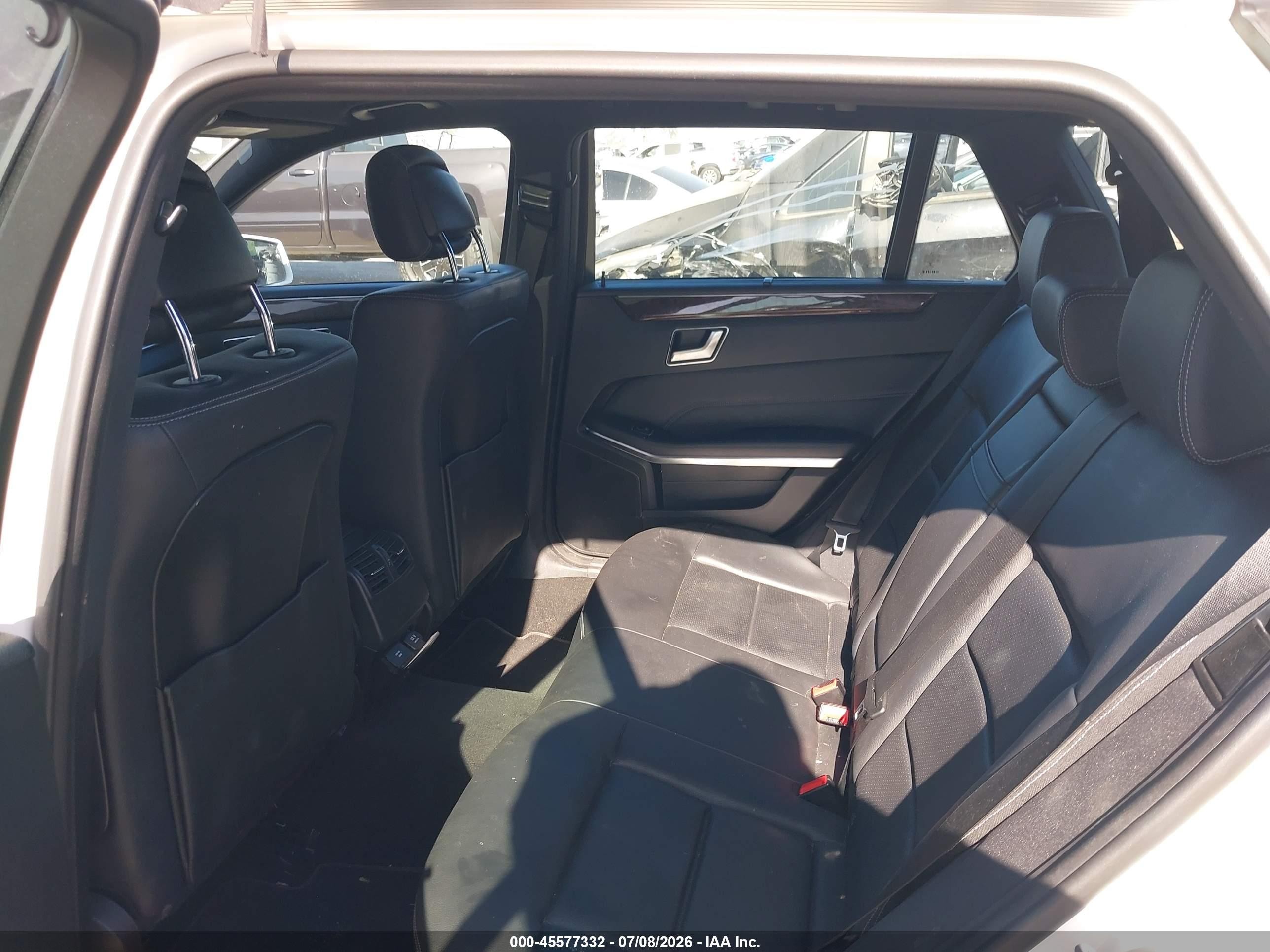 2015 Mercedes-benz E 350 4matic White vin: WDDHH8JB5FB112208
