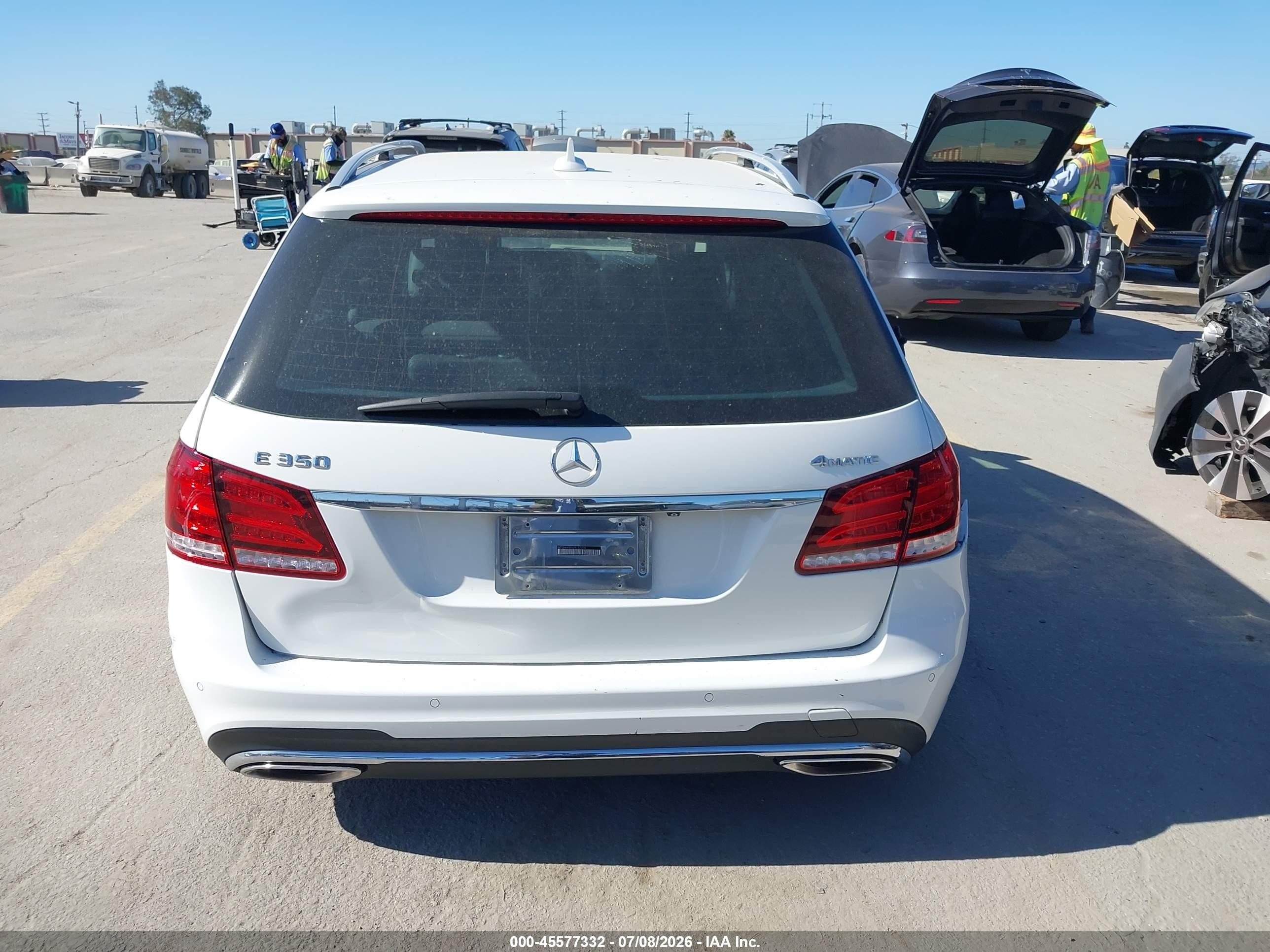 2015 Mercedes-benz E 350 4matic White vin: WDDHH8JB5FB112208