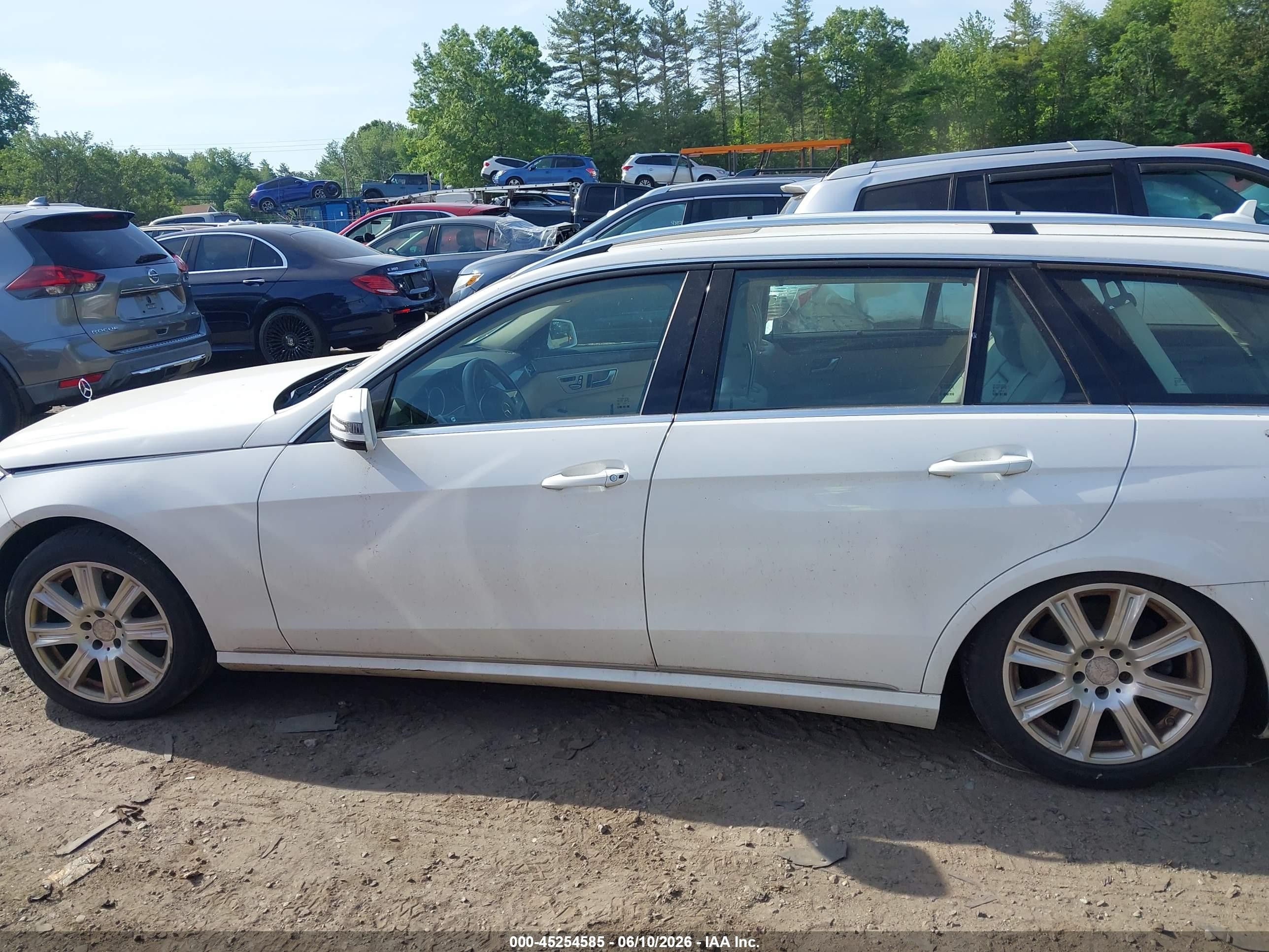 2014 Mercedes-benz E 350 4matic White vin: WDDHH8JB6EA871552
