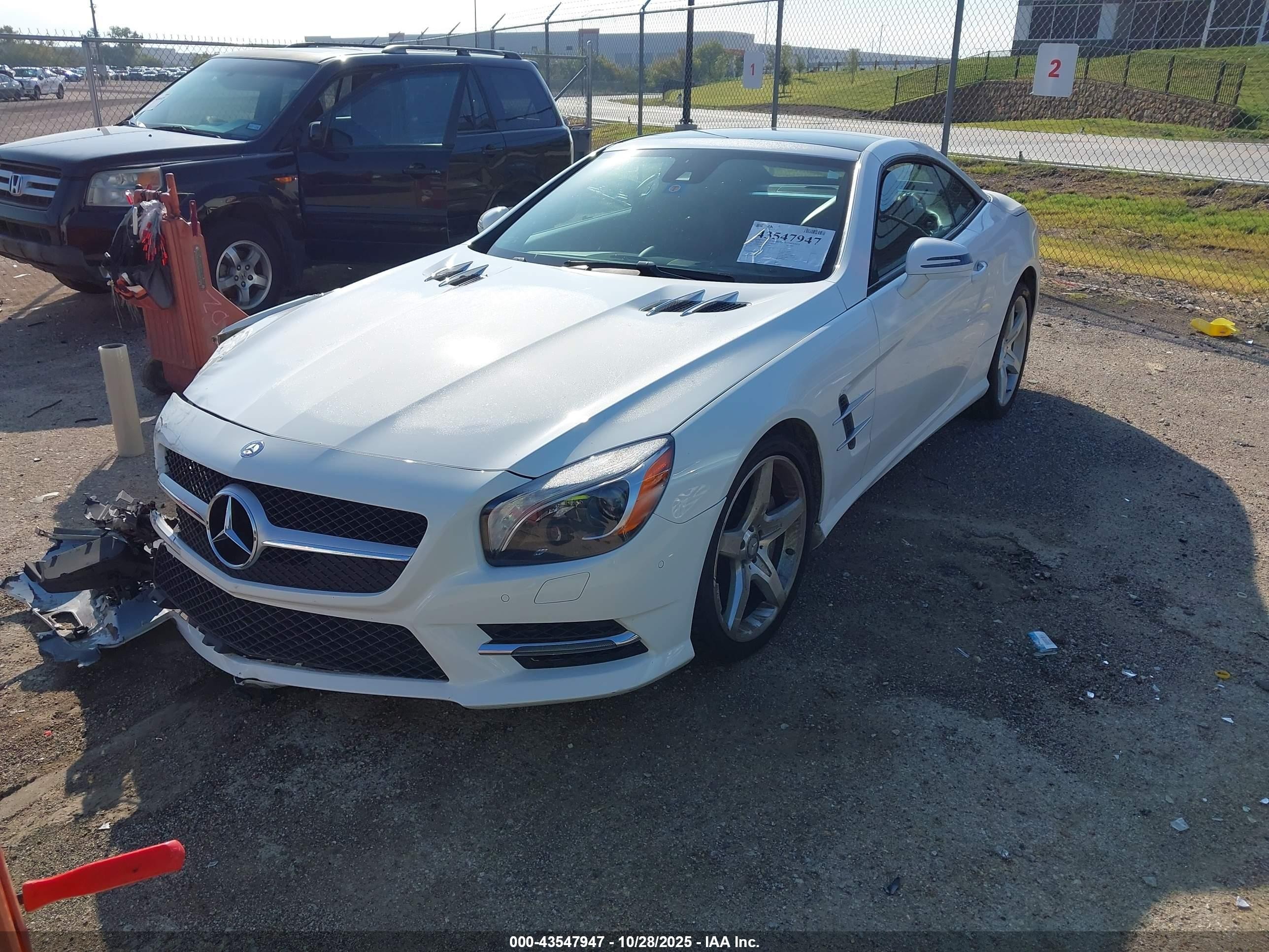 2015 Mercedes-benz Sl 400   White vin: WDDJK6FA5FF033847