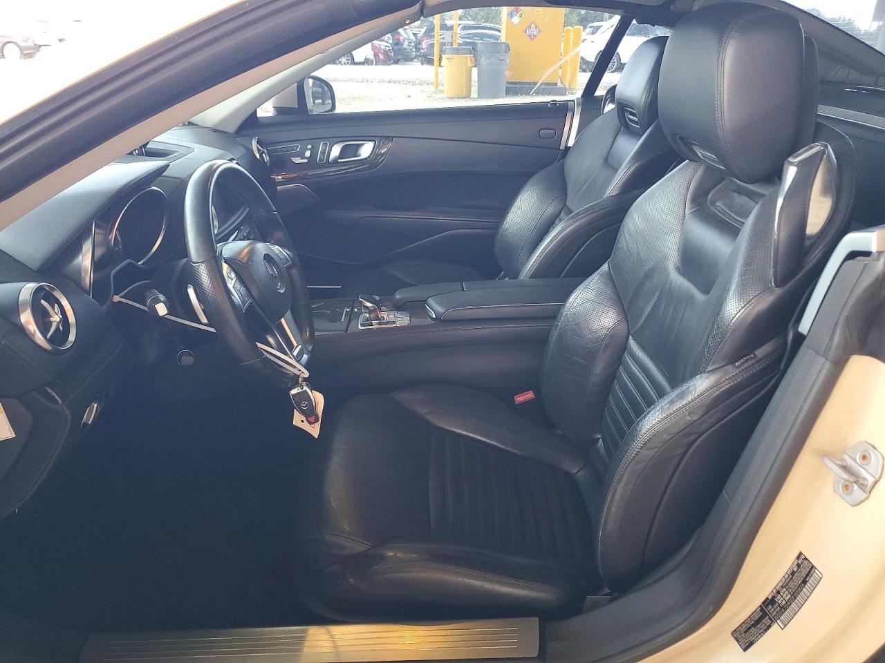 2013 Mercedes-benz Sl 550 Бежевый vin: WDDJK7DA0DF000826