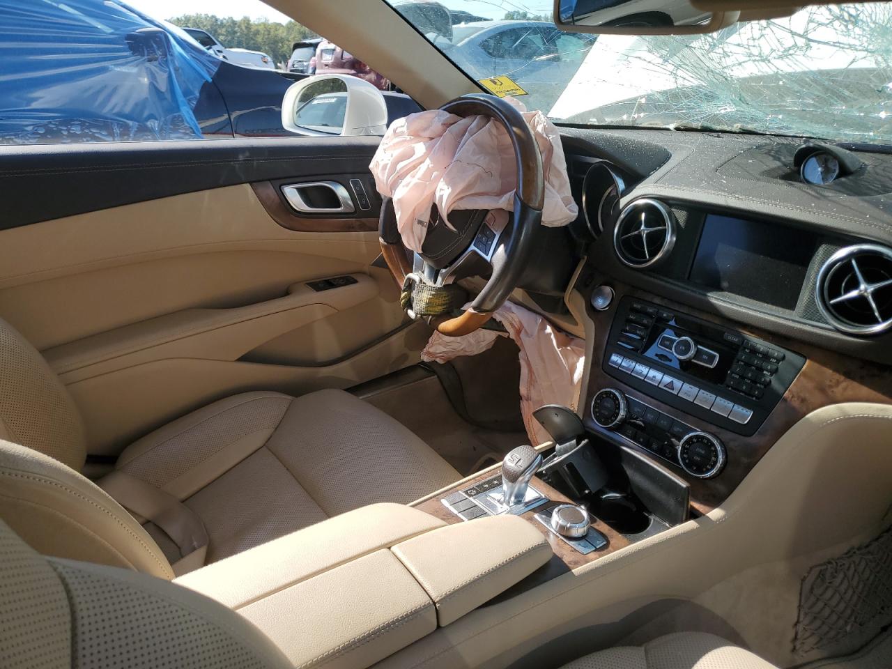 2014 Mercedes-benz Sl 550 White vin: WDDJK7DA0EF021533
