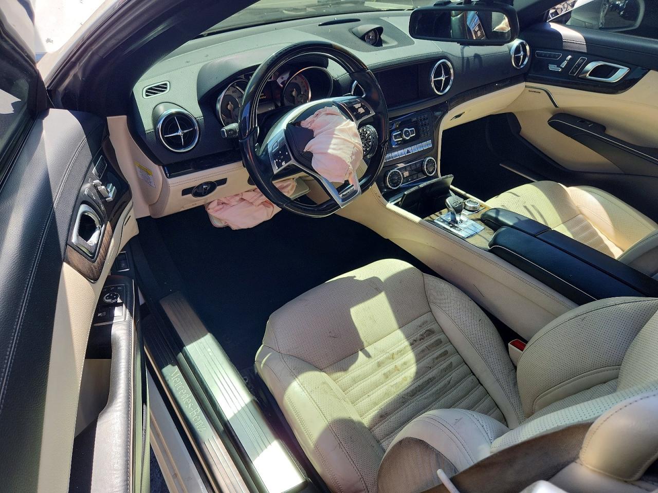 2013 Mercedes-benz Sl 550 White vin: WDDJK7DA1DF014010