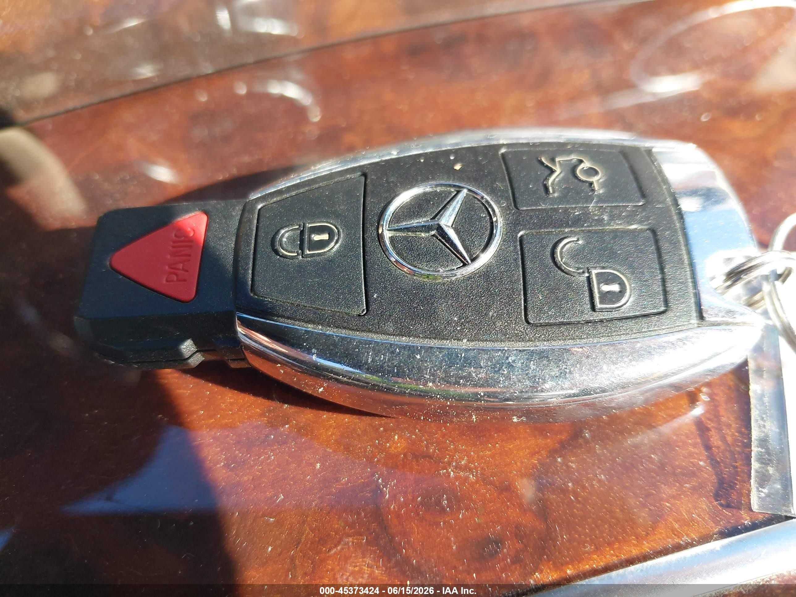 2015 Mercedes-benz Sl 550 Белый vin: WDDJK7DA1FF037094