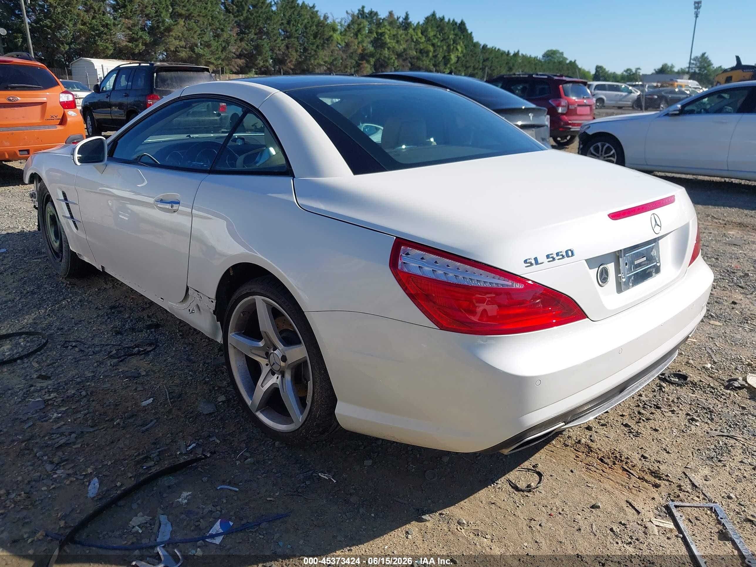 2015 Mercedes-benz Sl 550 Белый vin: WDDJK7DA1FF037094