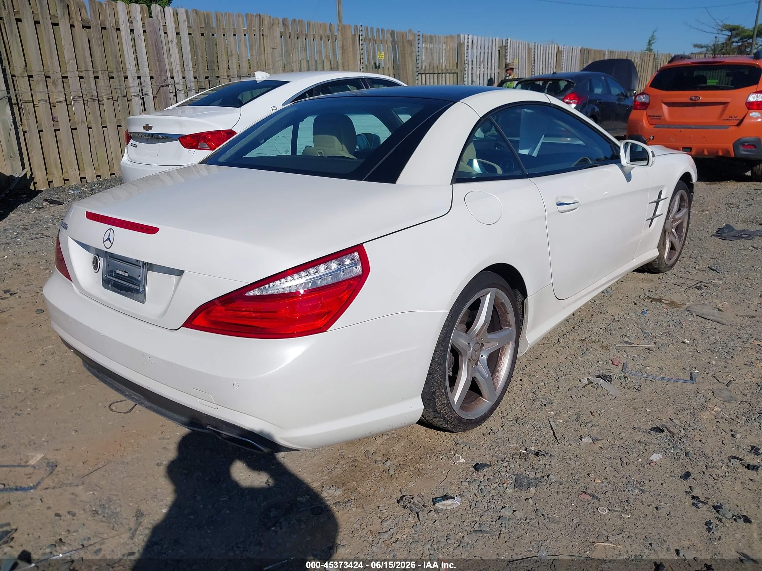 2015 Mercedes-benz Sl 550 Белый vin: WDDJK7DA1FF037094