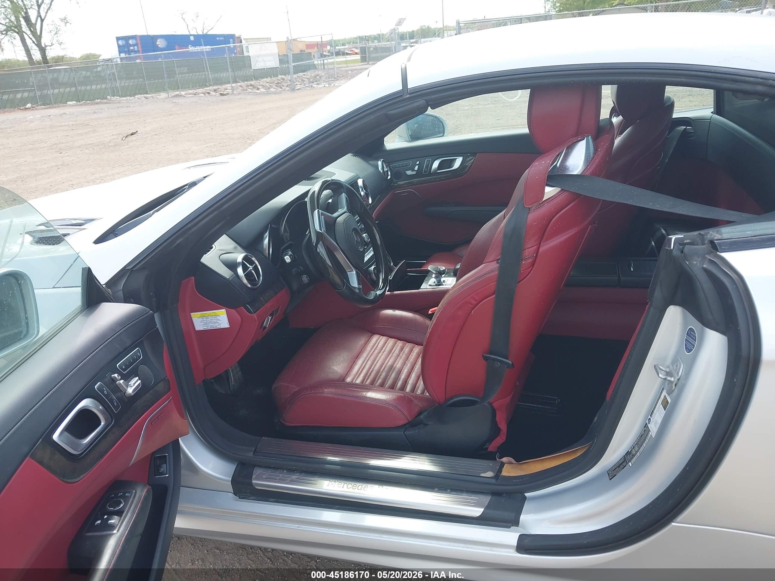 2013 Mercedes-benz Sl 550   Silver vin: WDDJK7DA2DF021015