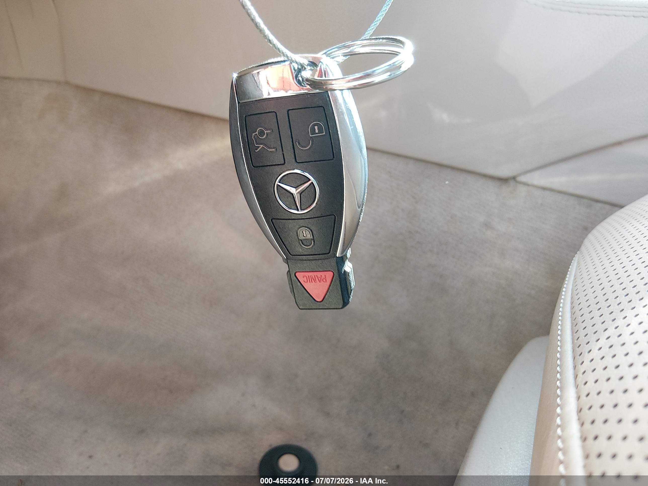 2014 Mercedes-benz Sl 550   Белый vin: WDDJK7DA2EF023669