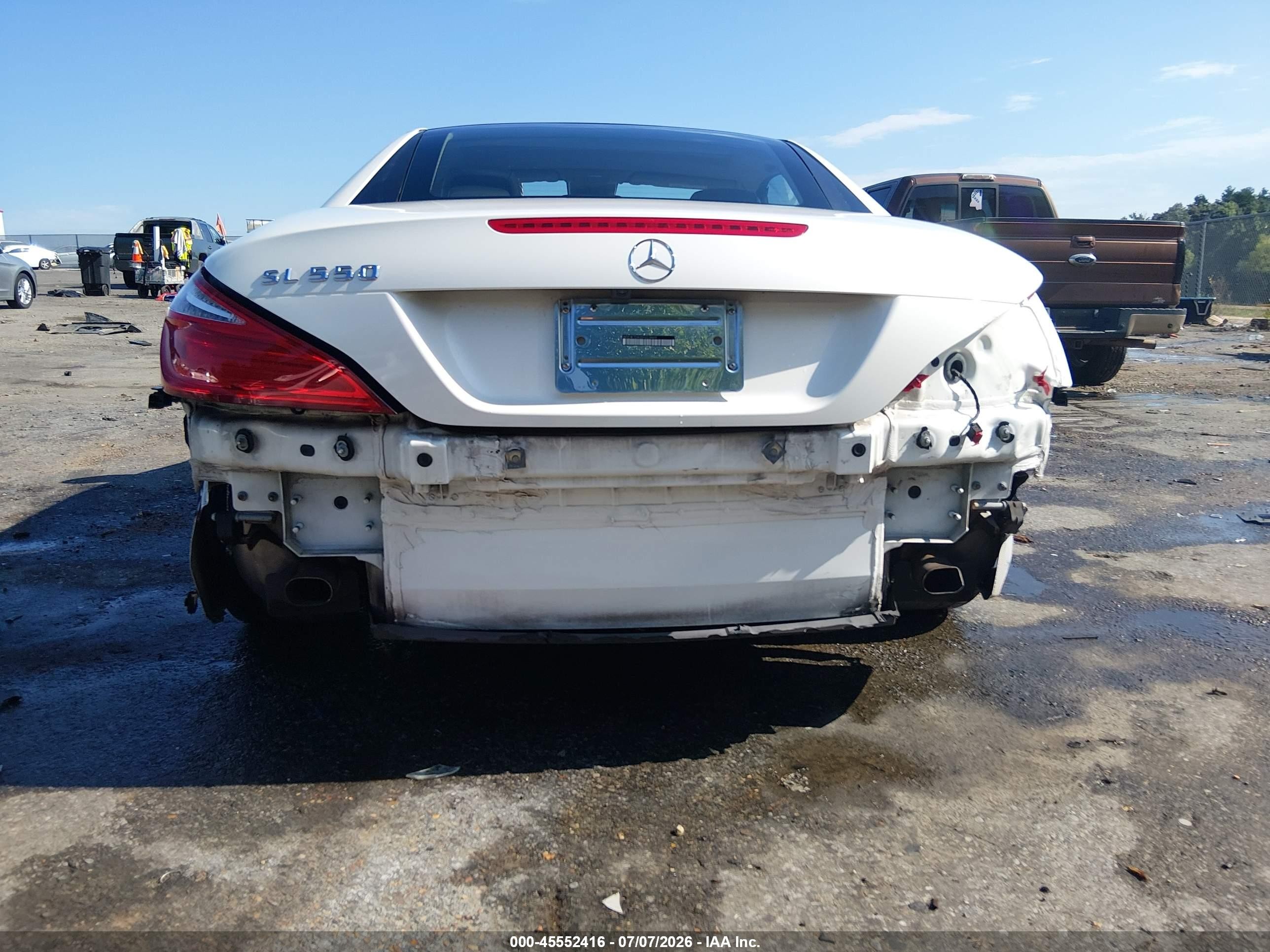 2014 Mercedes-benz Sl 550   Белый vin: WDDJK7DA2EF023669