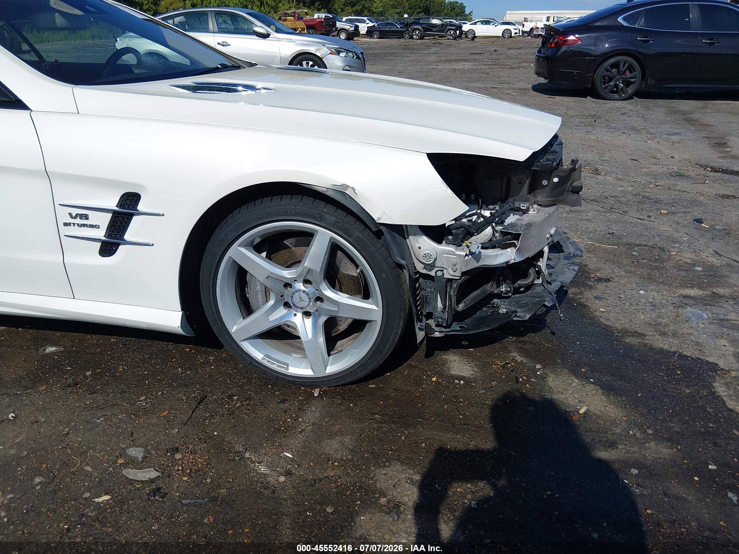 2014 Mercedes-benz Sl 550   Белый vin: WDDJK7DA2EF023669