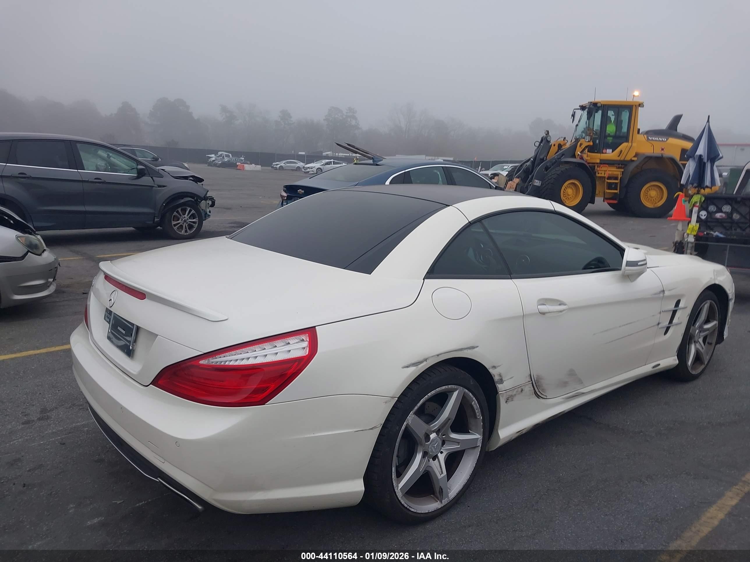 2014 Mercedes-benz Sl 550   White vin: WDDJK7DA3EF026094