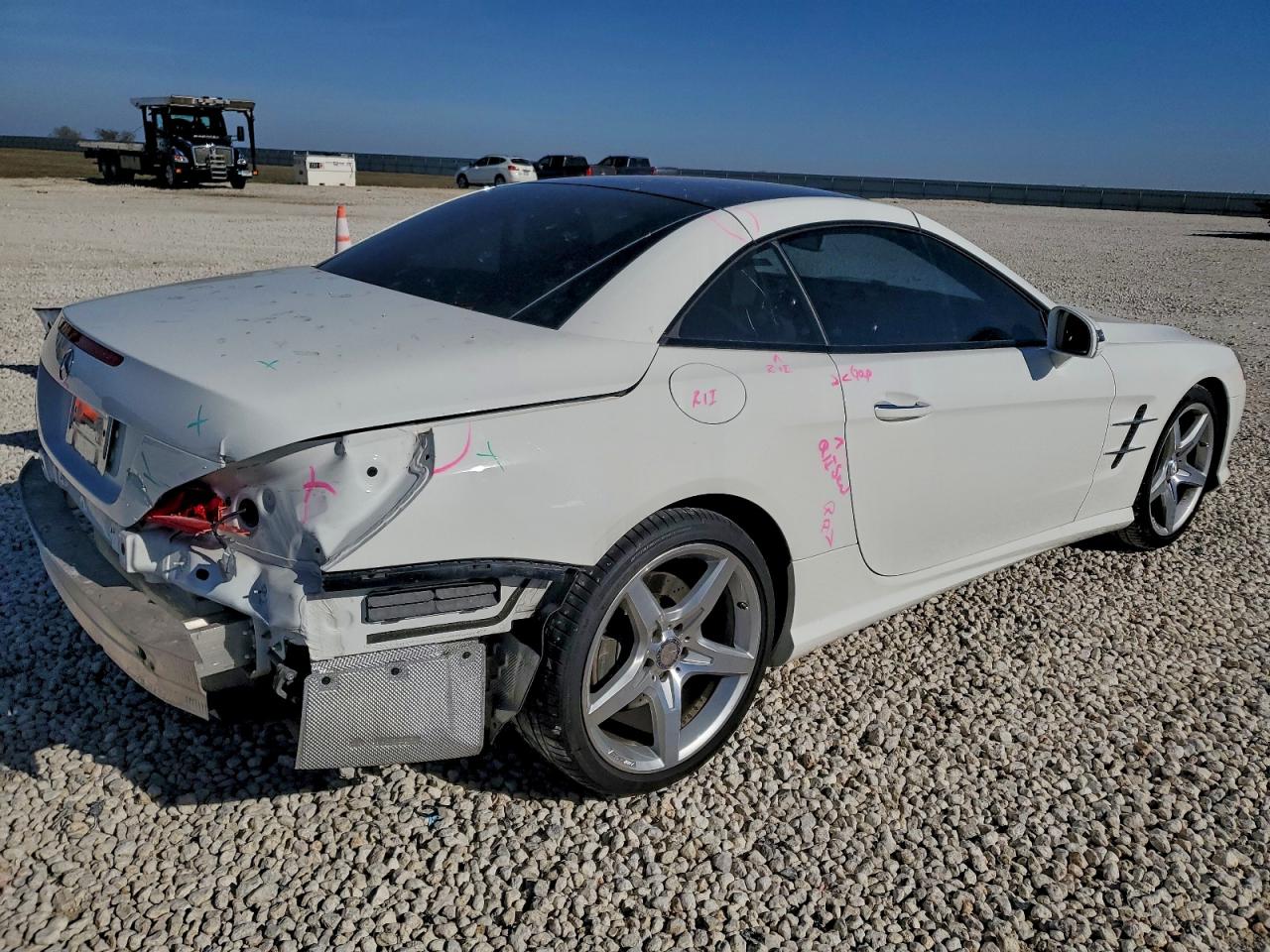 2015 Mercedes-benz Sl 550 White vin: WDDJK7DA3FF030258