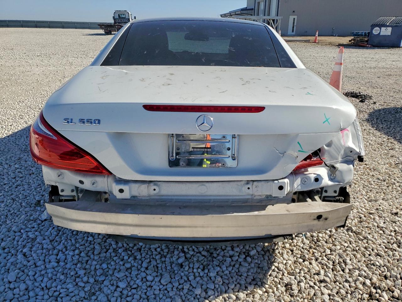 2015 Mercedes-benz Sl 550 White vin: WDDJK7DA3FF030258