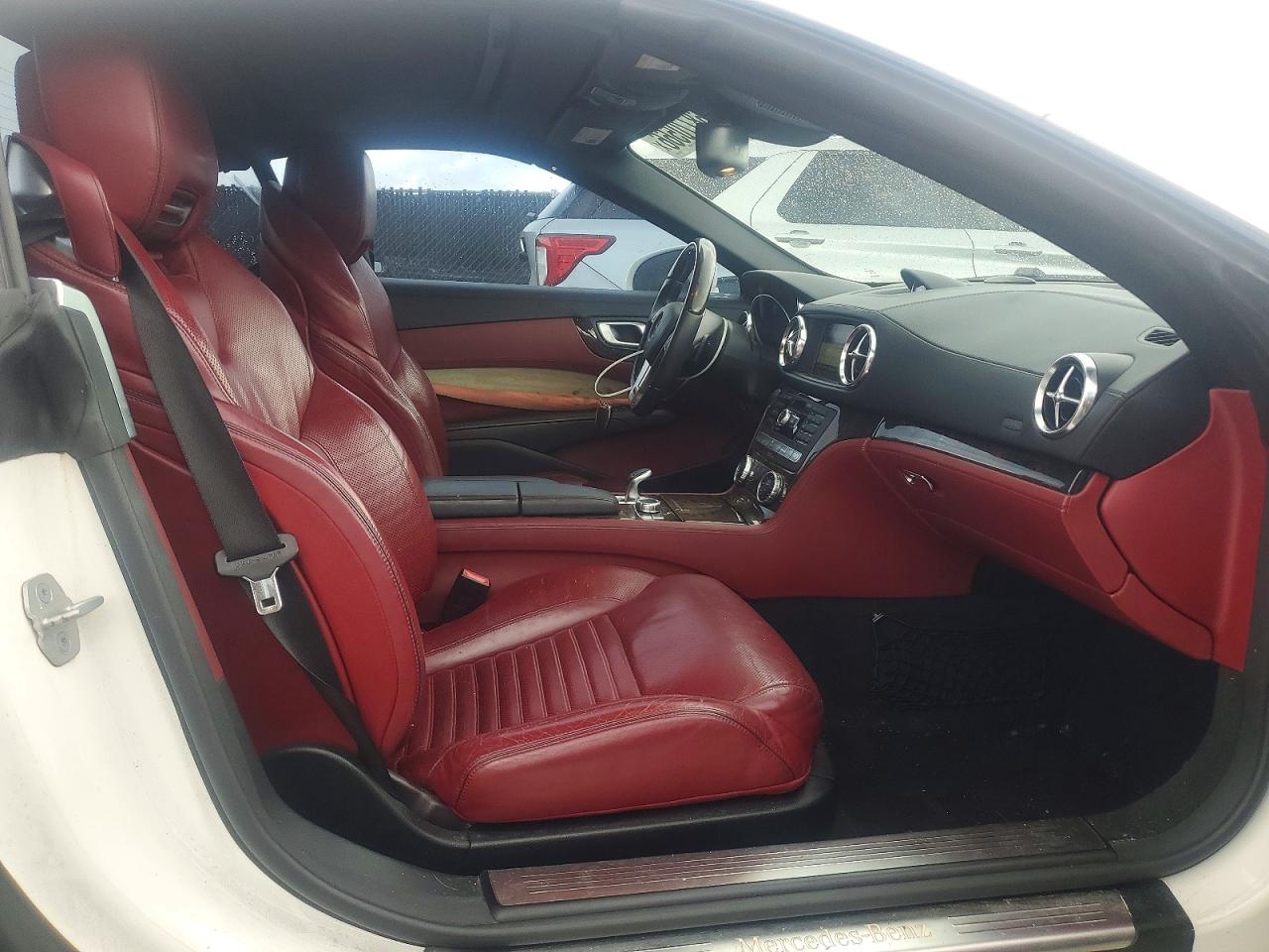 2013 Mercedes-benz Sl 550 White vin: WDDJK7DA4DF020724