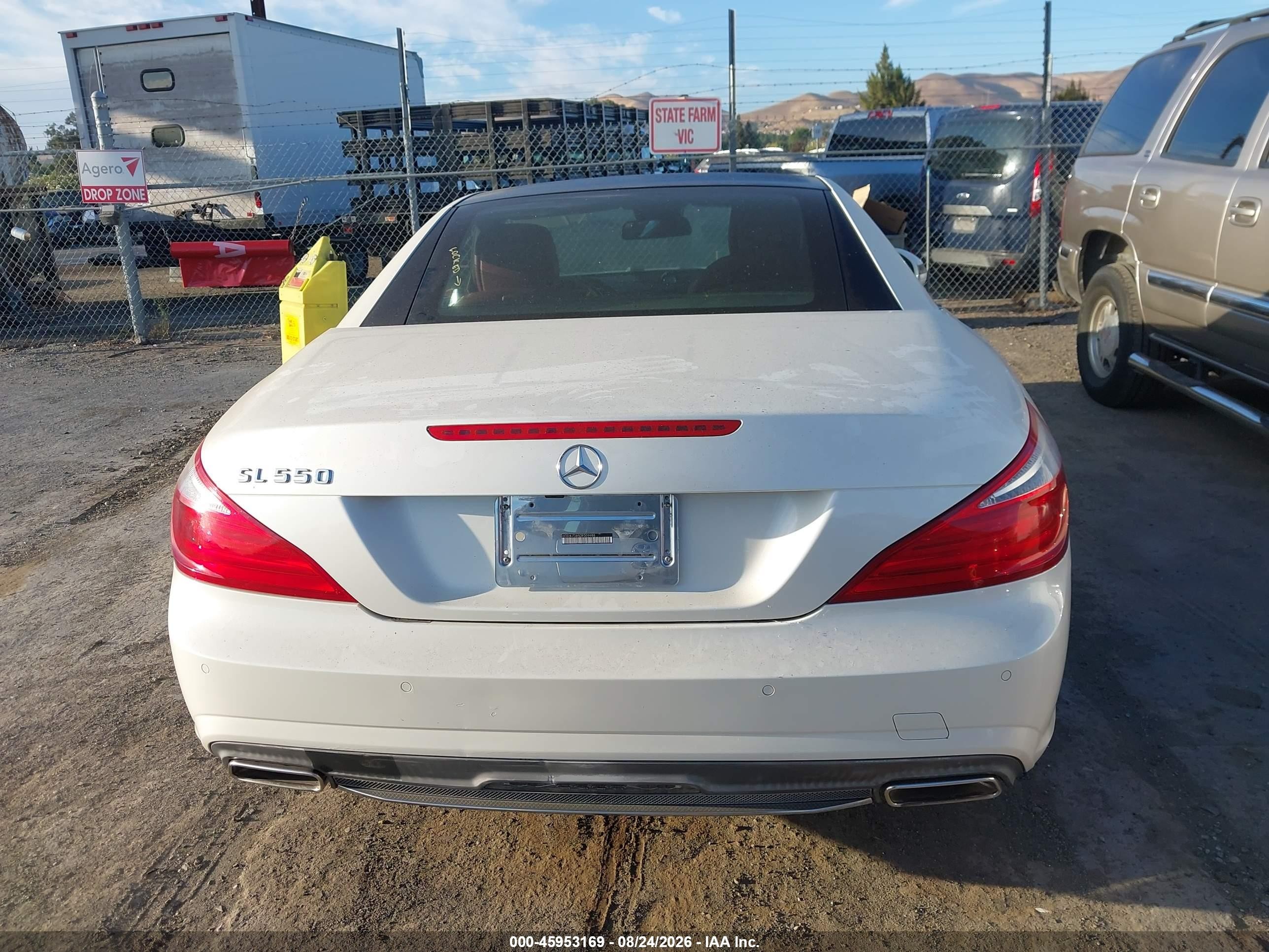 2013 Mercedes-benz Sl 550   Белый vin: WDDJK7DA5DF009988