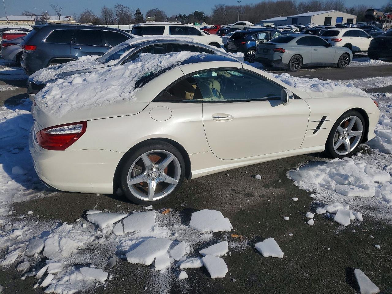 2014 Mercedes-benz Sl 550 White vin: WDDJK7DA5EF022144