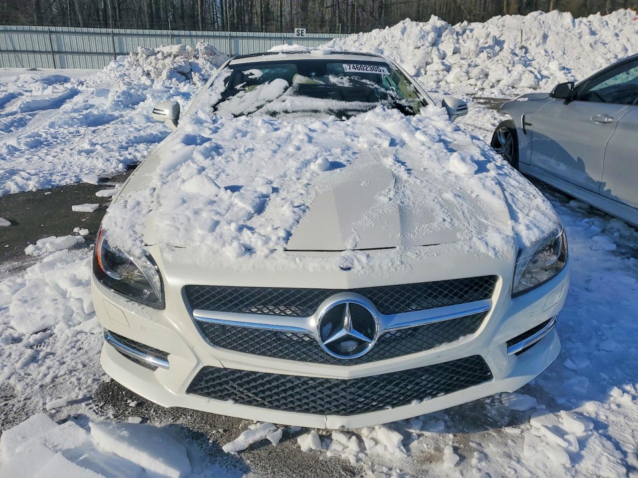 2014 Mercedes-benz Sl 550 White vin: WDDJK7DA5EF022144