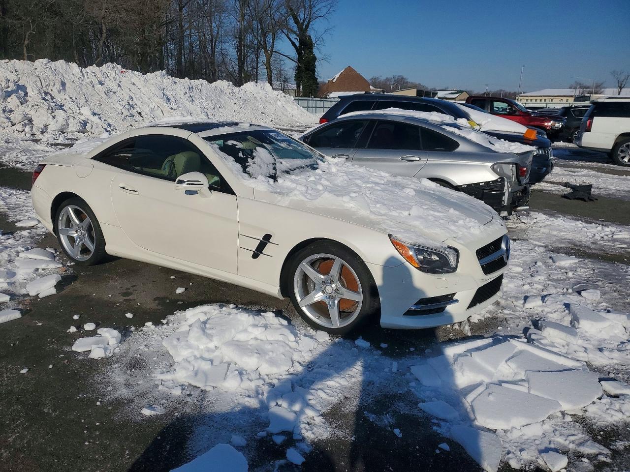 2014 Mercedes-benz Sl 550 White vin: WDDJK7DA5EF022144