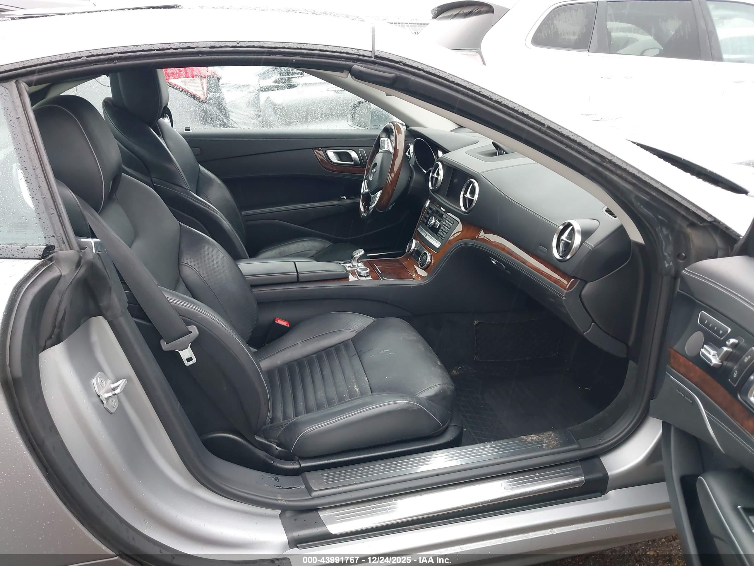 2014 Mercedes-benz Sl 550   Серый vin: WDDJK7DA5EF029093