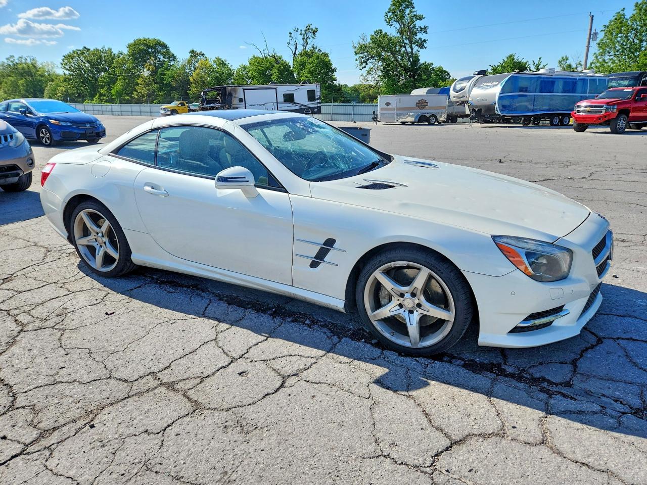 2013 Mercedes-benz Sl 550 White vin: WDDJK7DA6DF008414