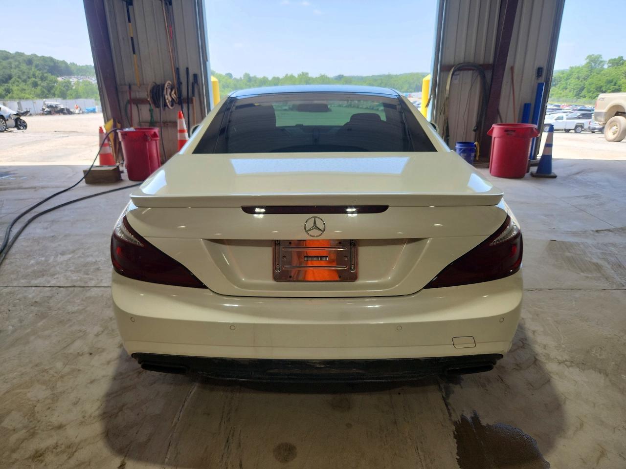 2013 Mercedes-benz Sl 550 Белый vin: WDDJK7DAXDF011915