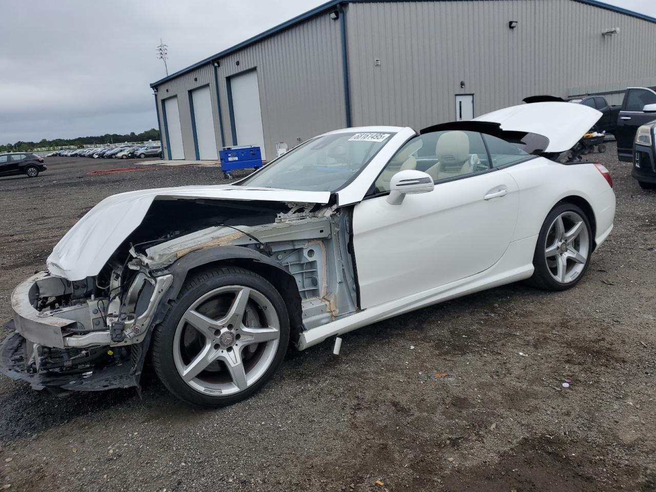 2014 Mercedes-benz Sl 550 White vin: WDDJK7DAXEF024178