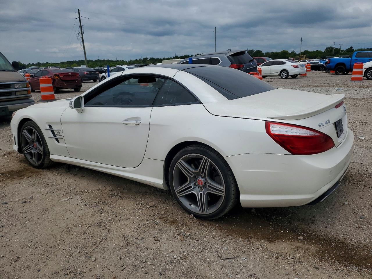 2013 Mercedes-benz Sl-class Sl63 Amg White vin: WDDJK7EA5DF010251