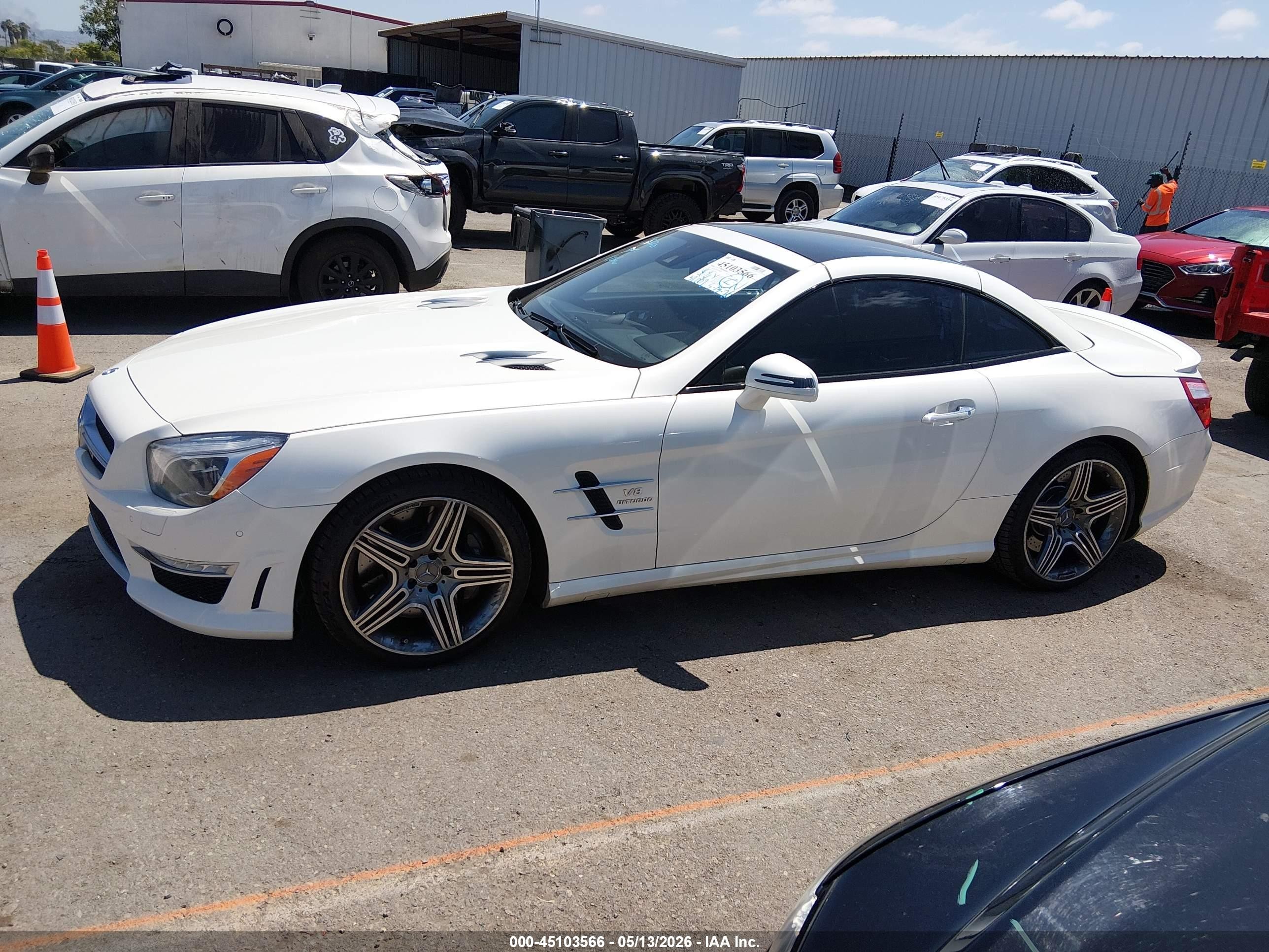 2013 Mercedes-benz Sl 63 Amg   White vin: WDDJK7EA6DF005155
