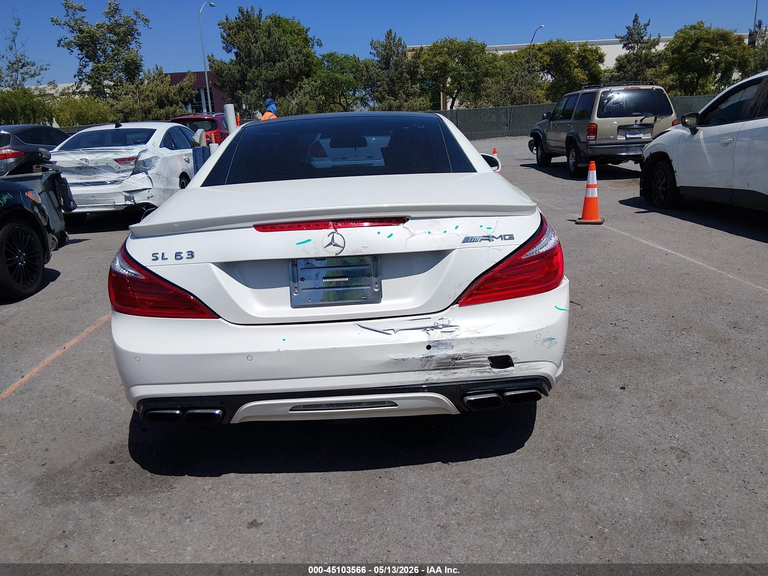 2013 Mercedes-benz Sl 63 Amg   White vin: WDDJK7EA6DF005155