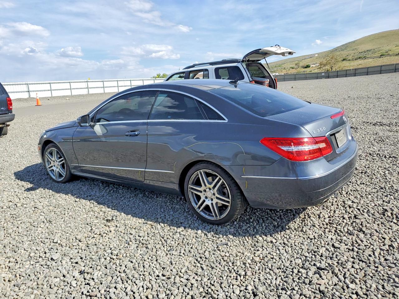 2010 Mercedes-benz E 350 Угольный vin: WDDKJ5GB2AF018501