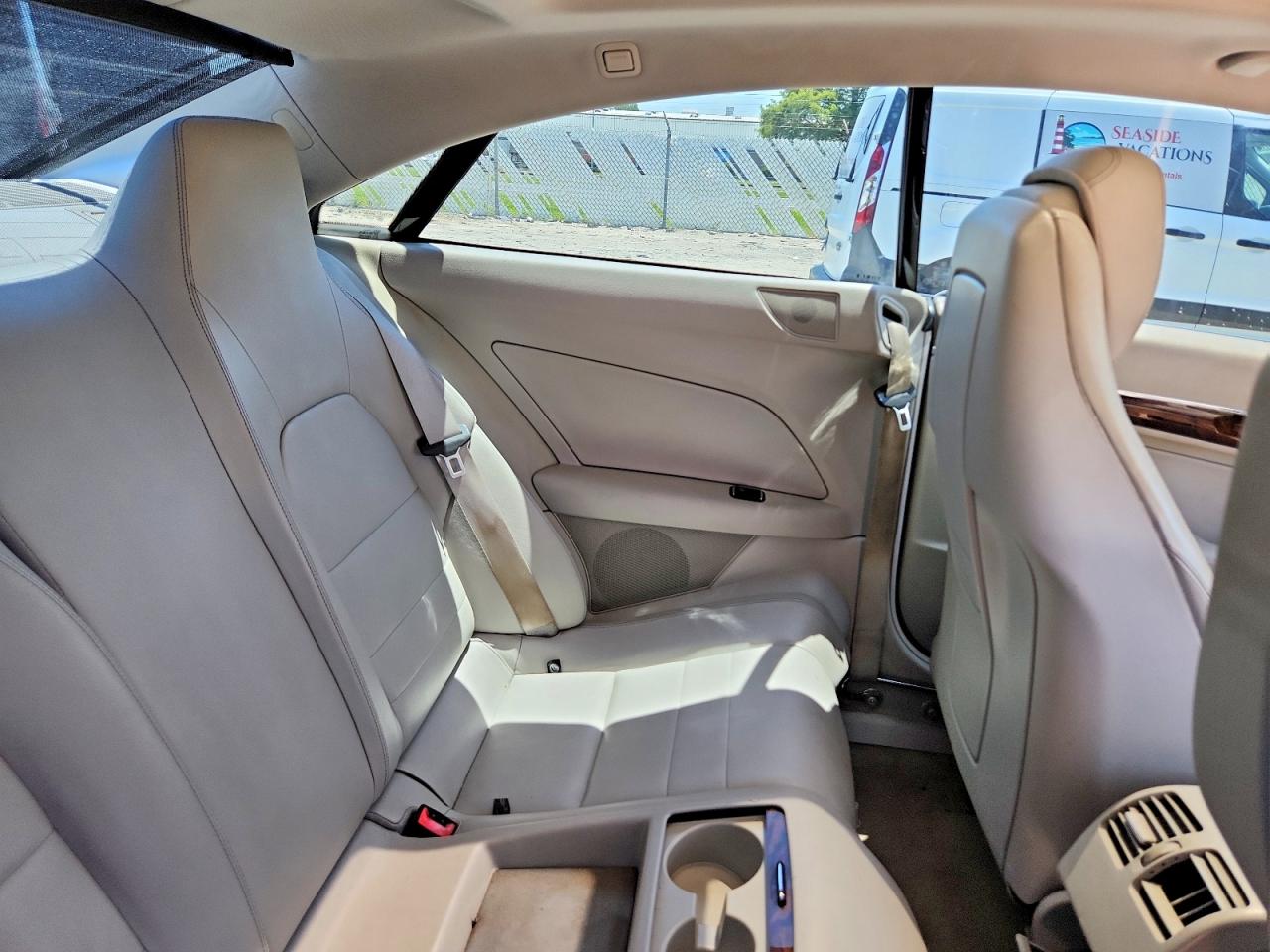 2011 Mercedes-benz E 350 Gray vin: WDDKJ5GB4BF083206