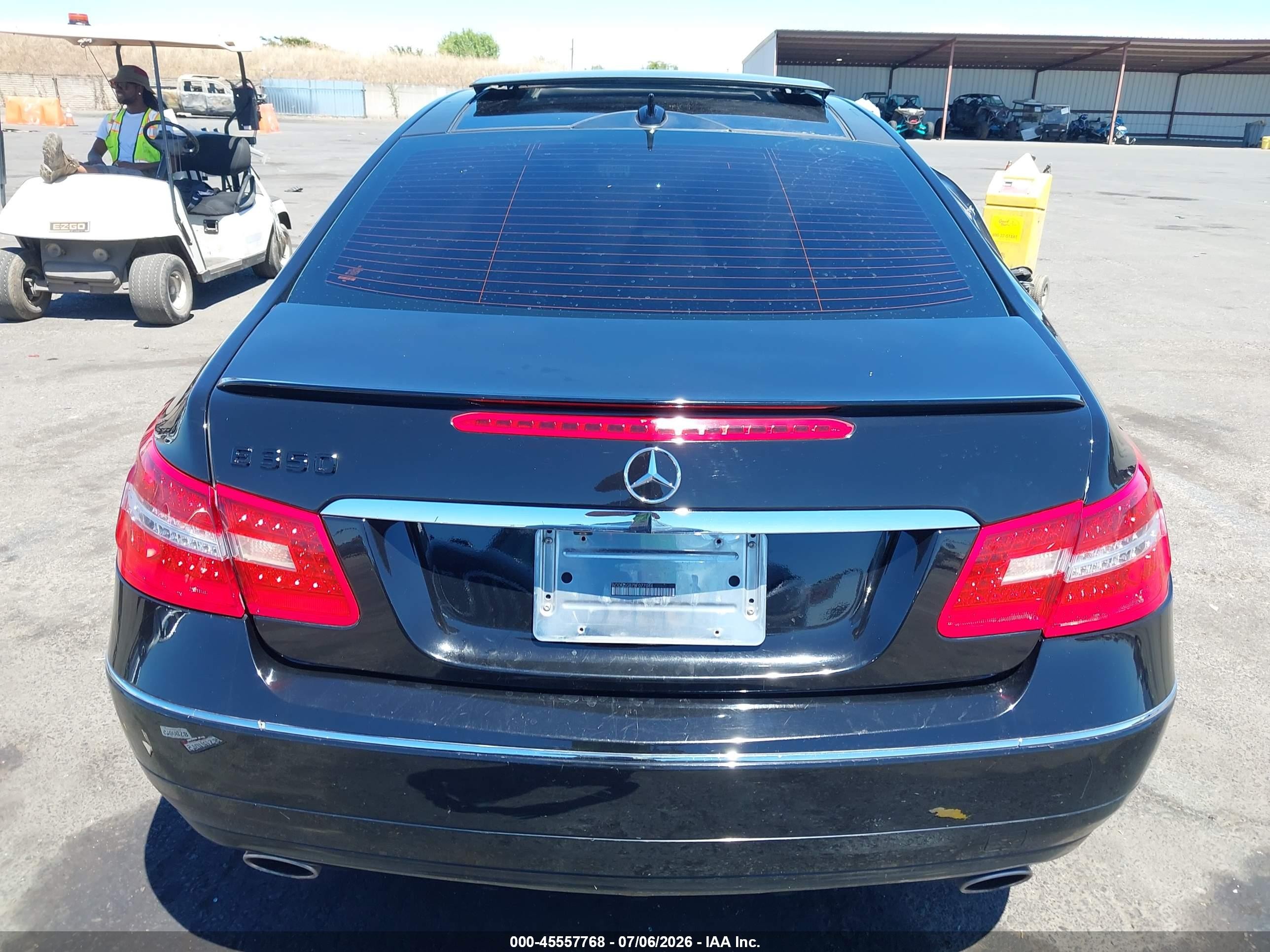 2011 Mercedes-benz E 350   Black vin: WDDKJ5GB7BF077044