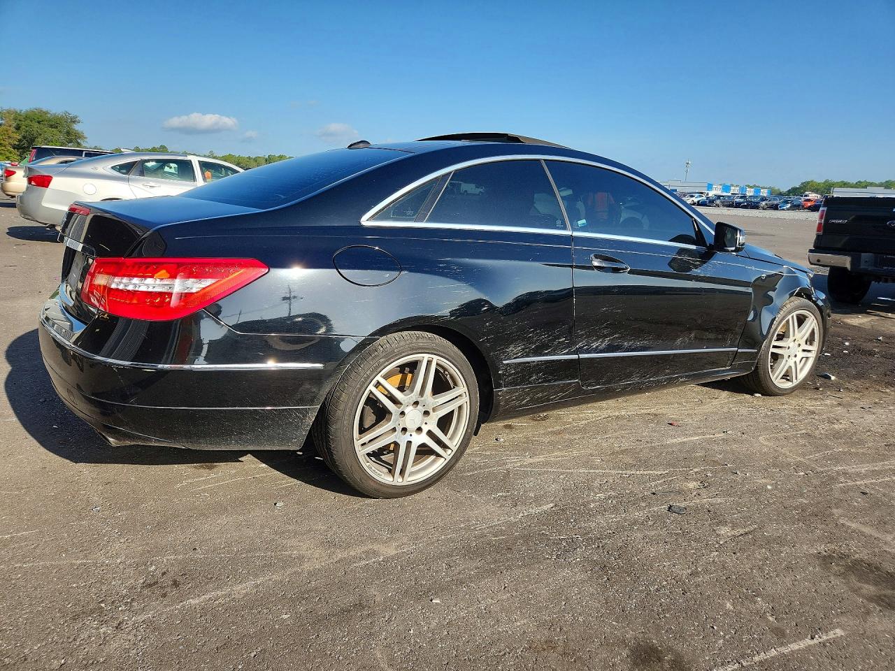 2010 Mercedes-benz E 350 Black vin: WDDKJ5GB8AF032872