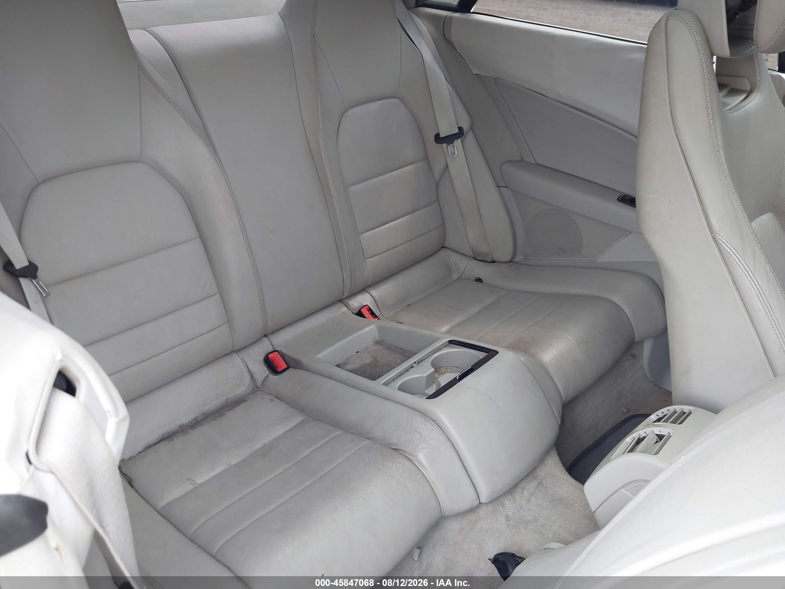 2010 Mercedes-benz E 350   Серый vin: WDDKJ5GB9AF032251