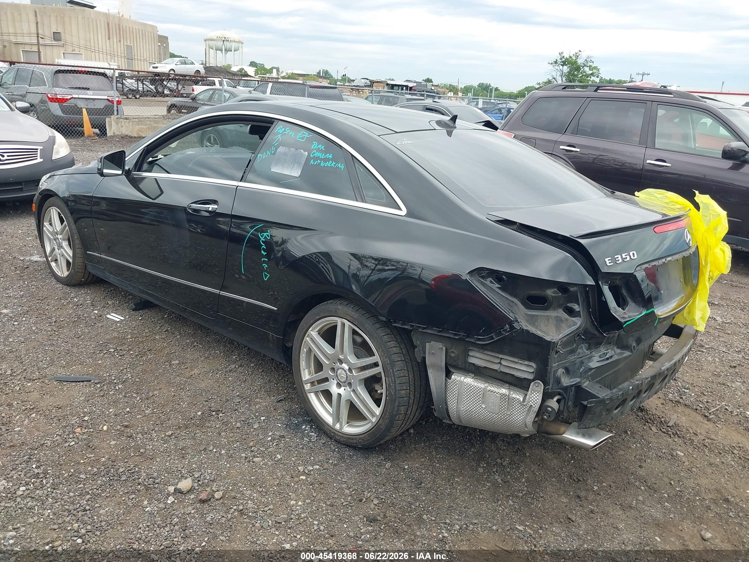 2010 Mercedes-benz E 350   Black vin: WDDKJ5GBXAF059684