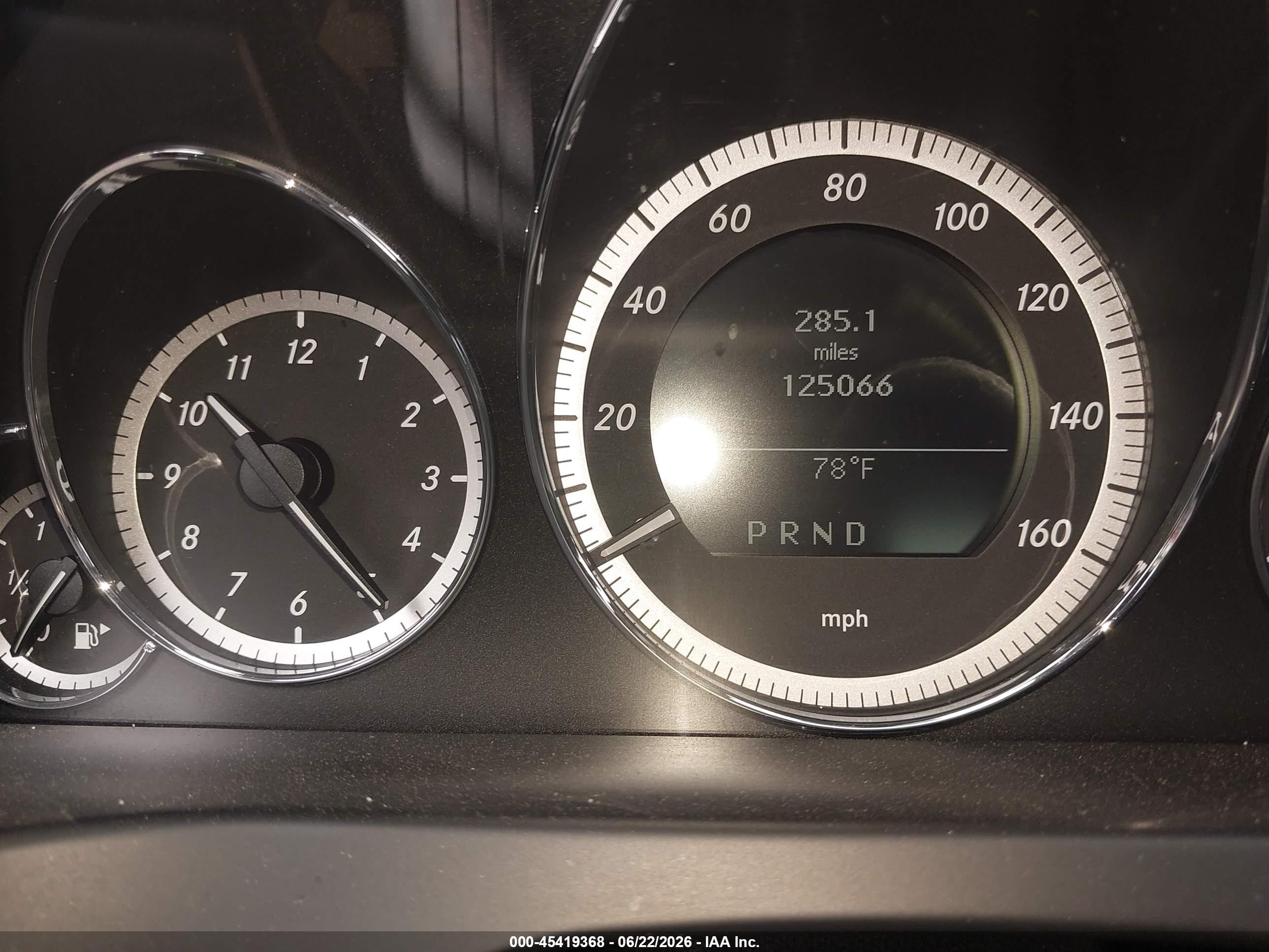 2010 Mercedes-benz E 350   Black vin: WDDKJ5GBXAF059684